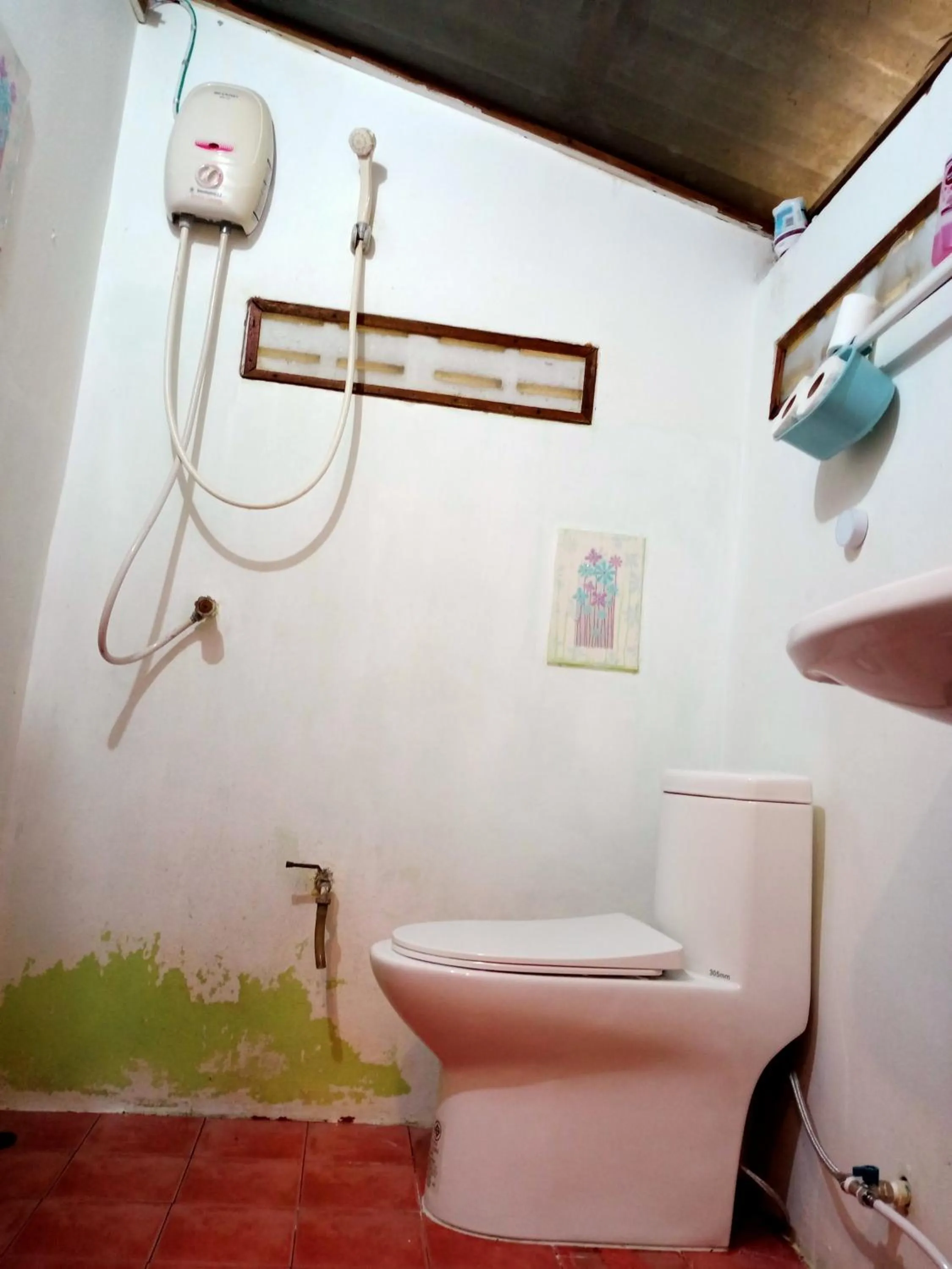 Toilet in Comon Bungalow HaadChaoPhao