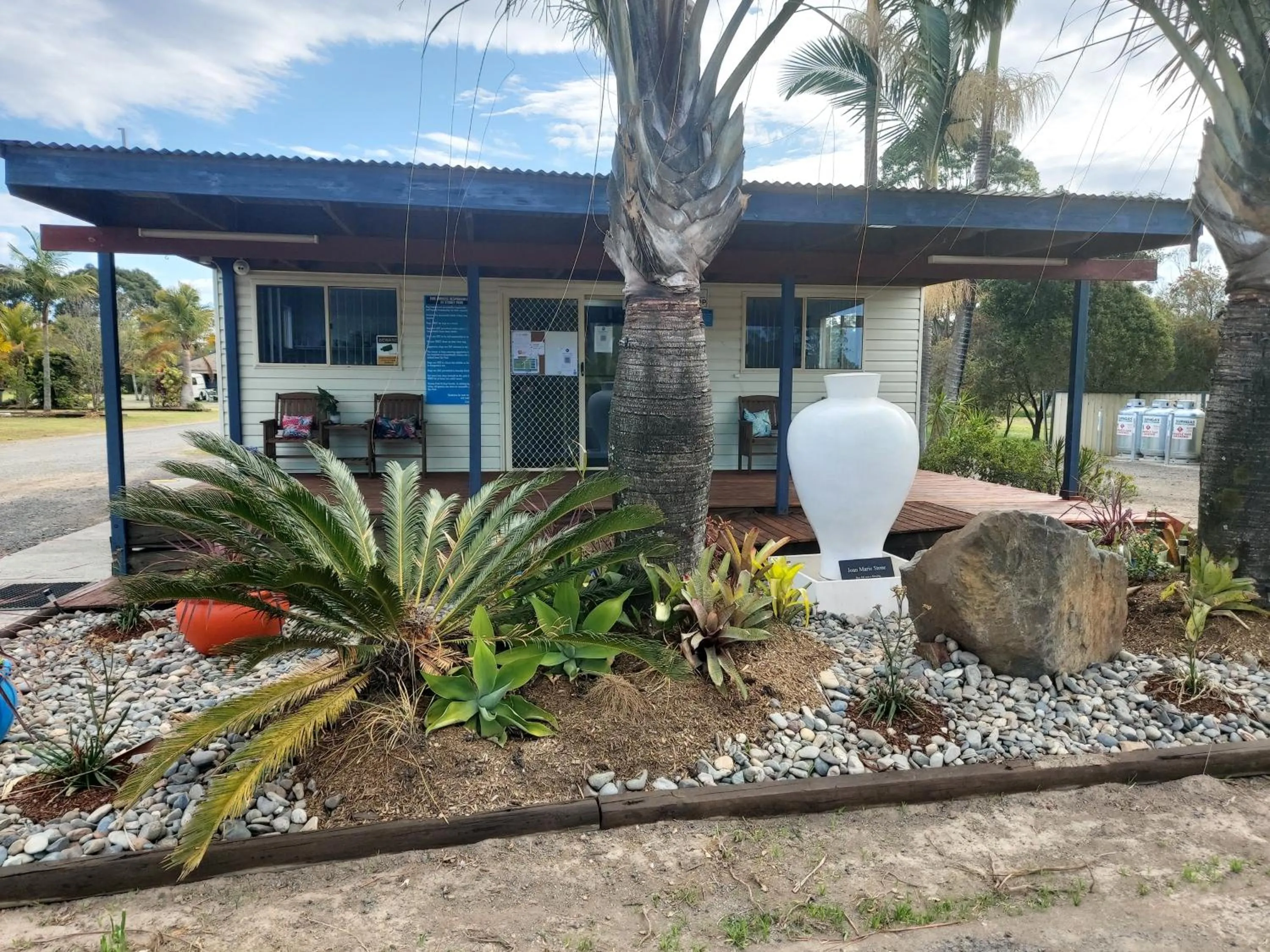 Facade/entrance in Stoney Park Holiday Park