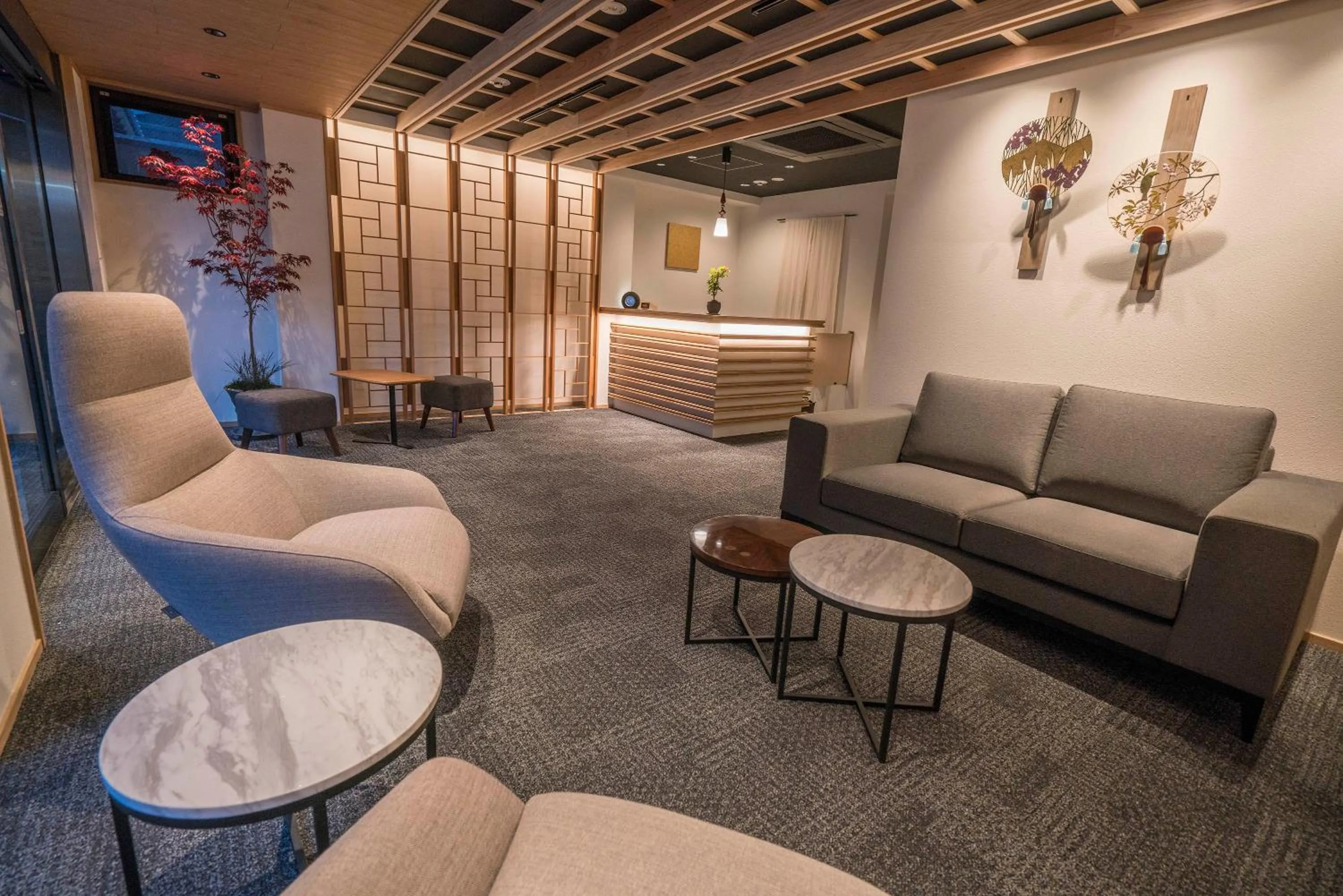 Property building in Miru Kyoto Nishiki