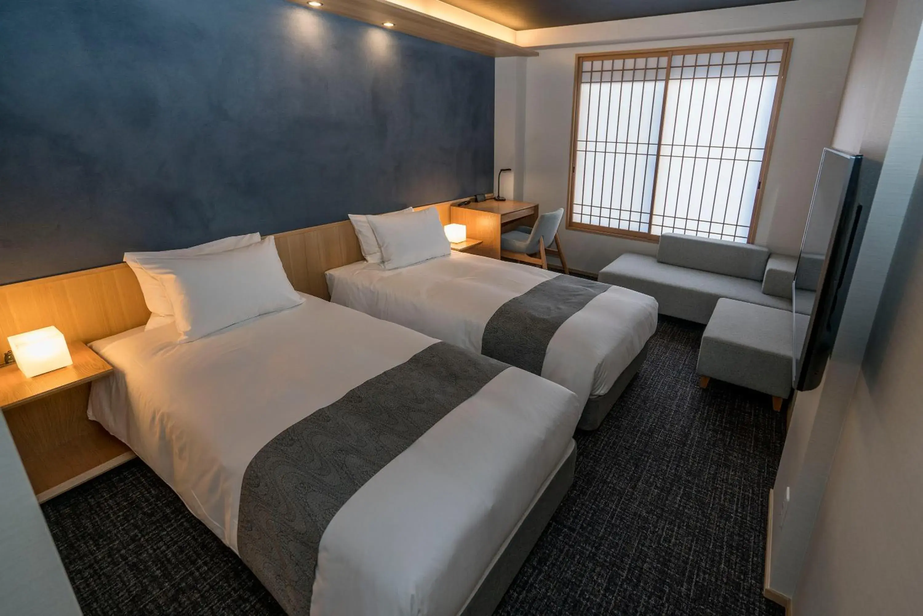 Photo of the whole room, Bed in Miru Kyoto Nishiki