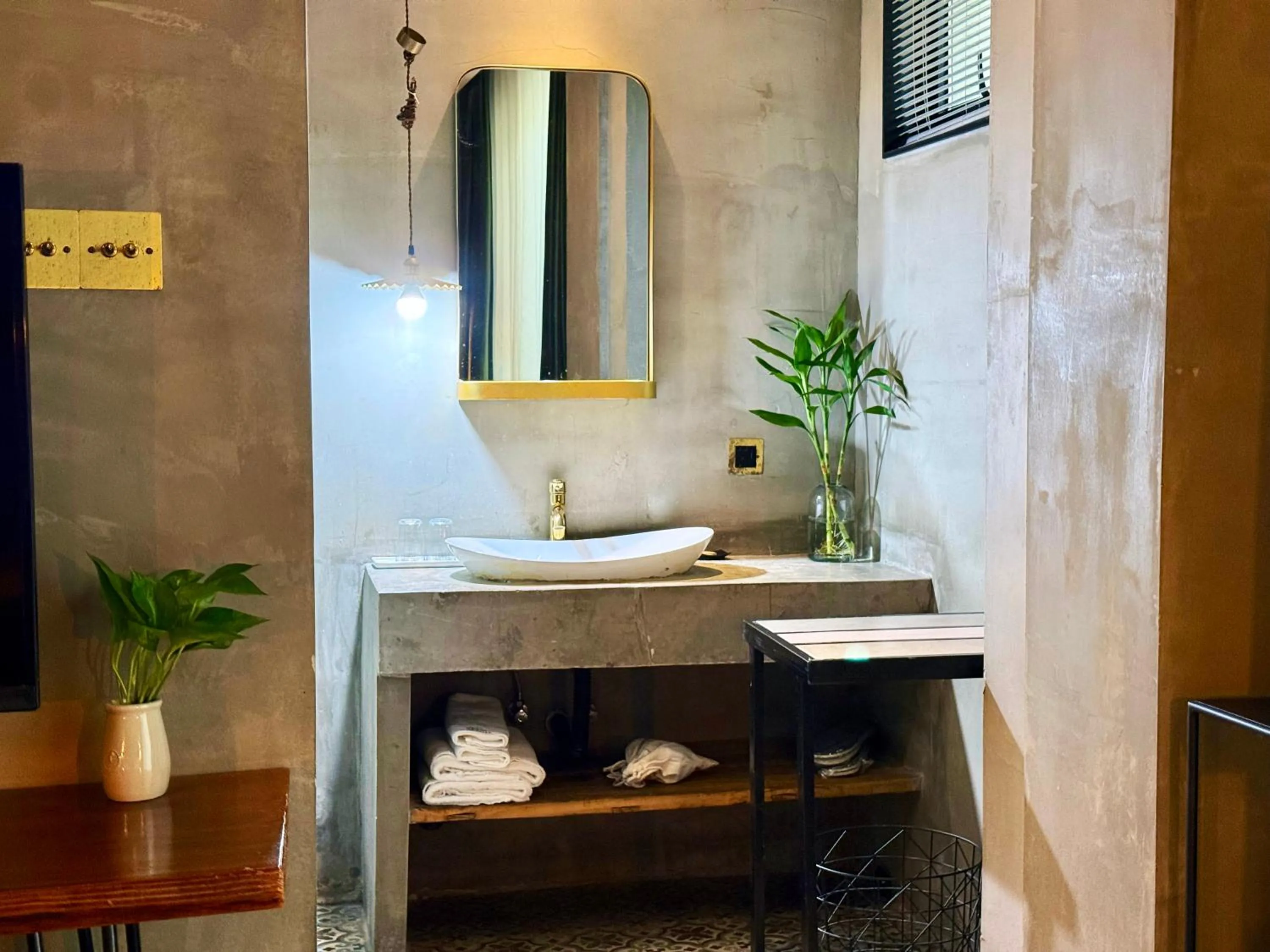 Suzhou Unique Space Design Art Hotel