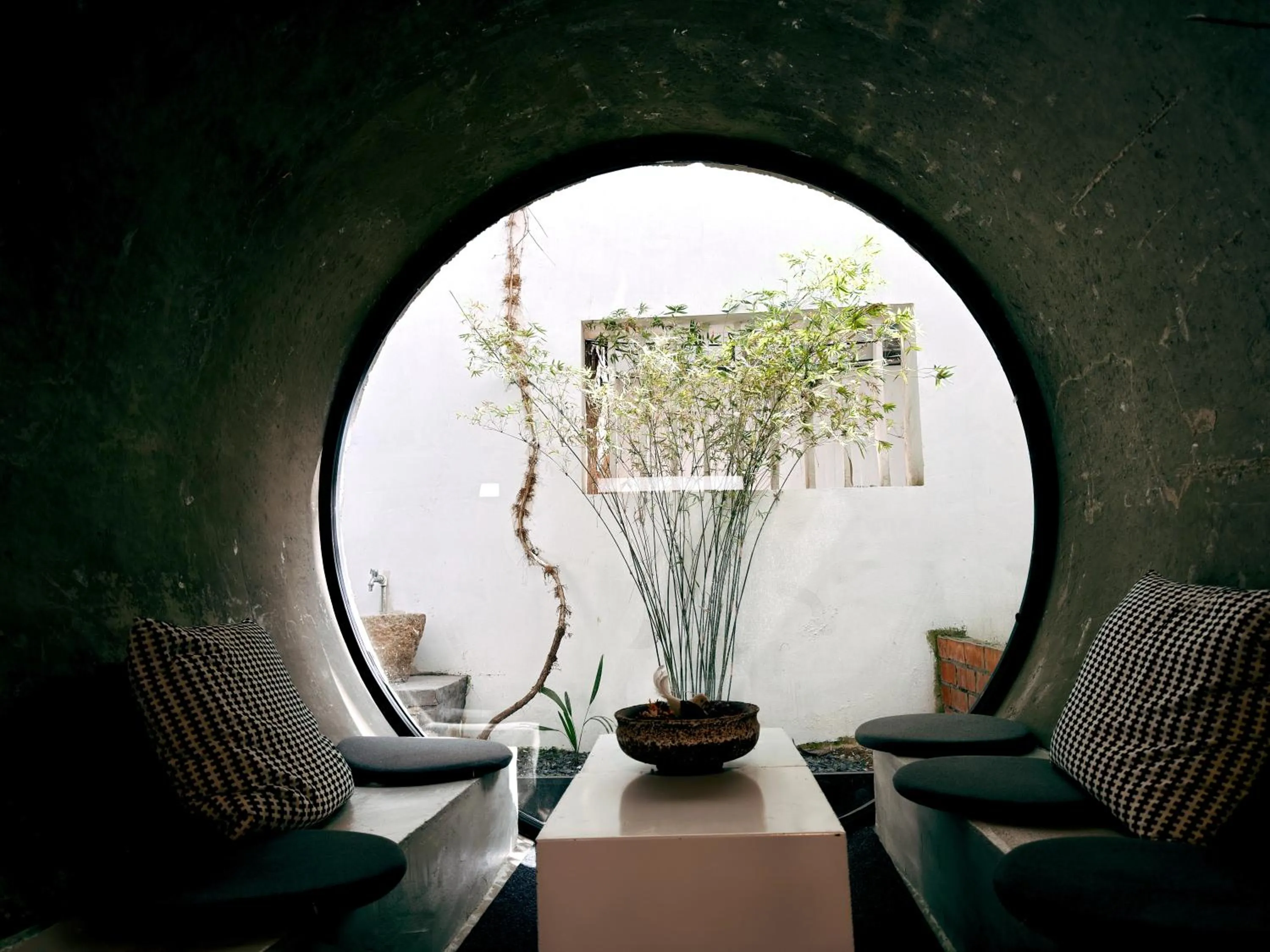 Suzhou Unique Space Design Art Hotel