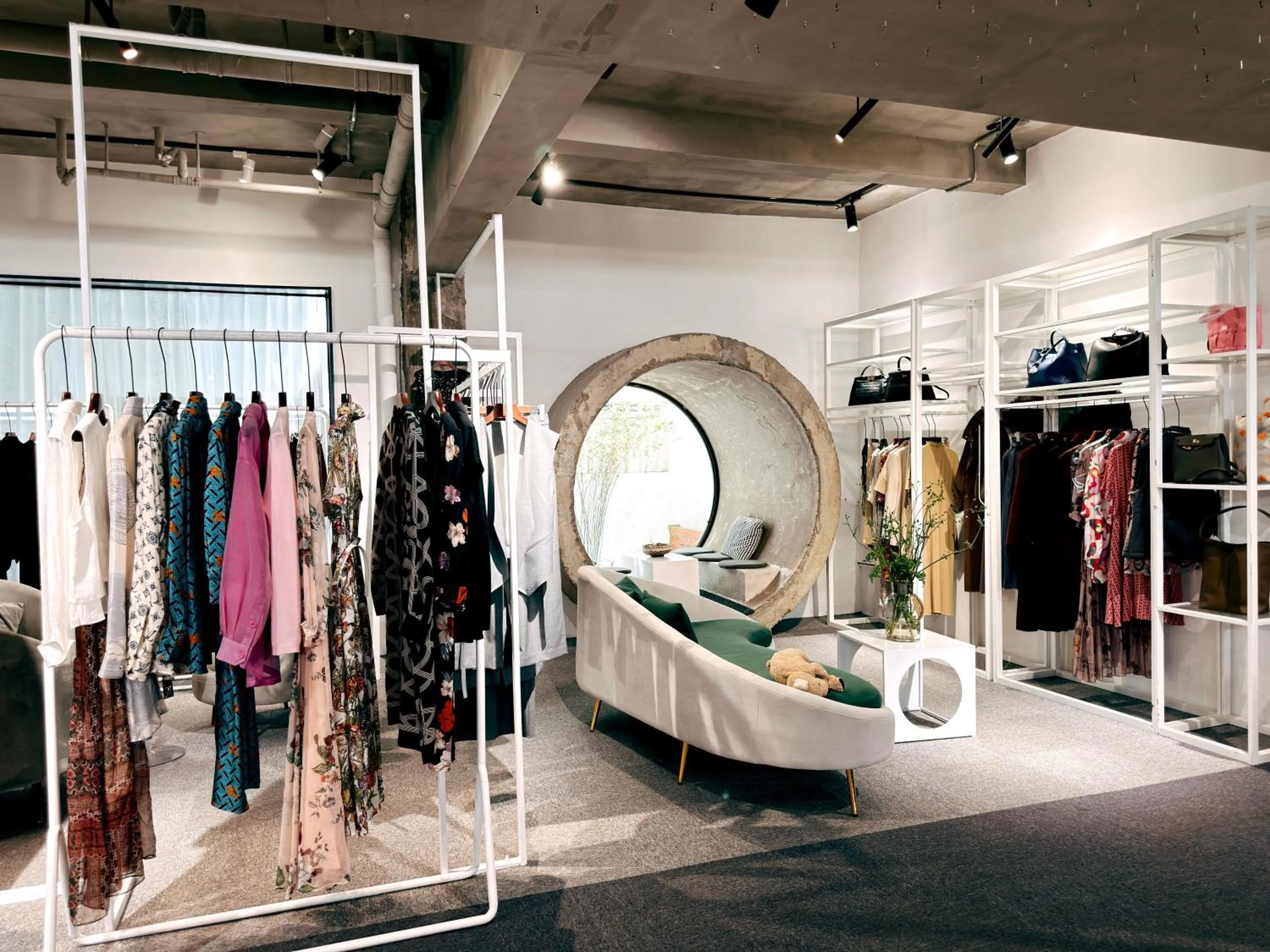 Suzhou Unique Space Design Art Hotel