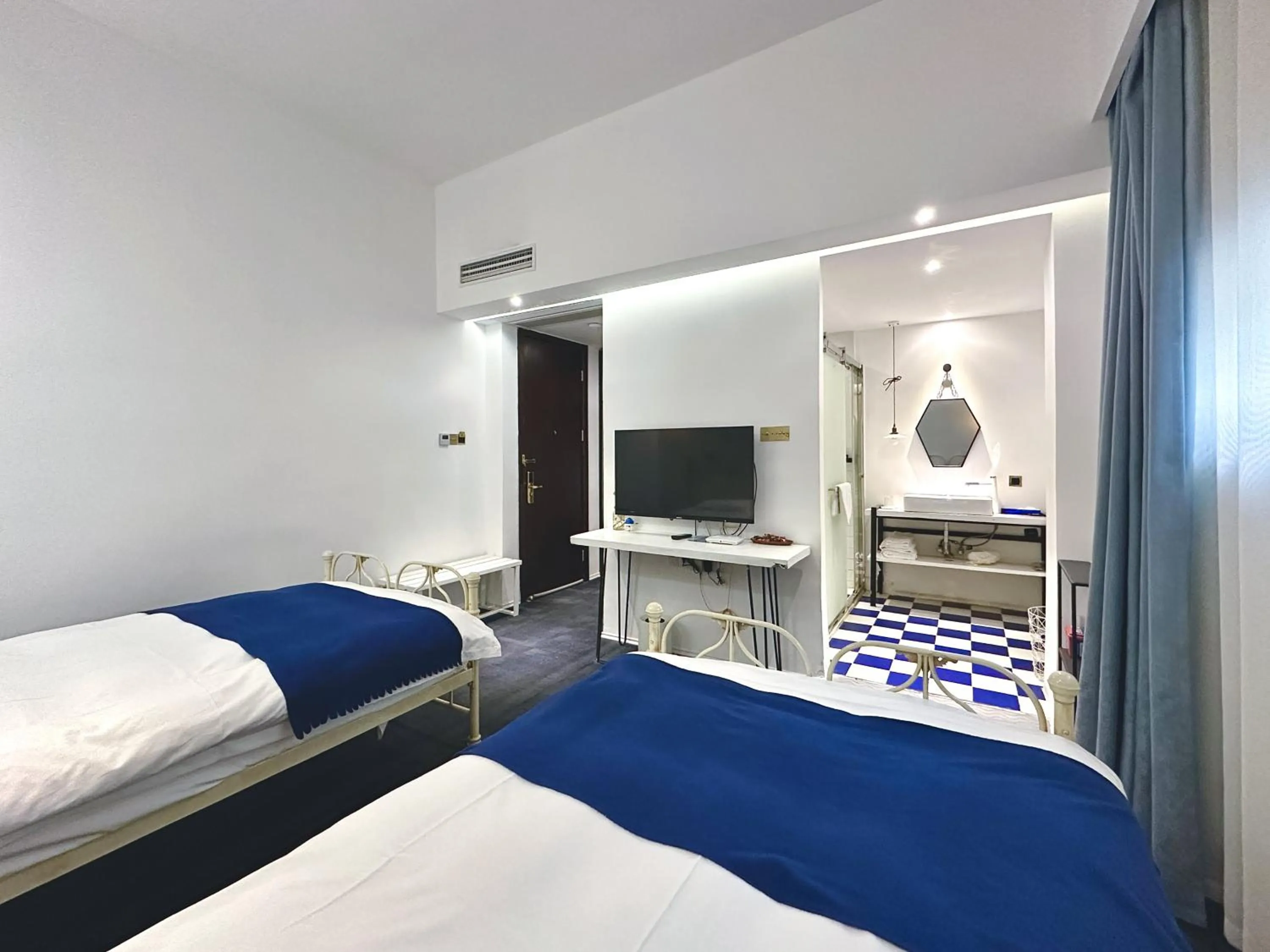 Bathroom, Bed in Suzhou Unique Space Design Art Hotel