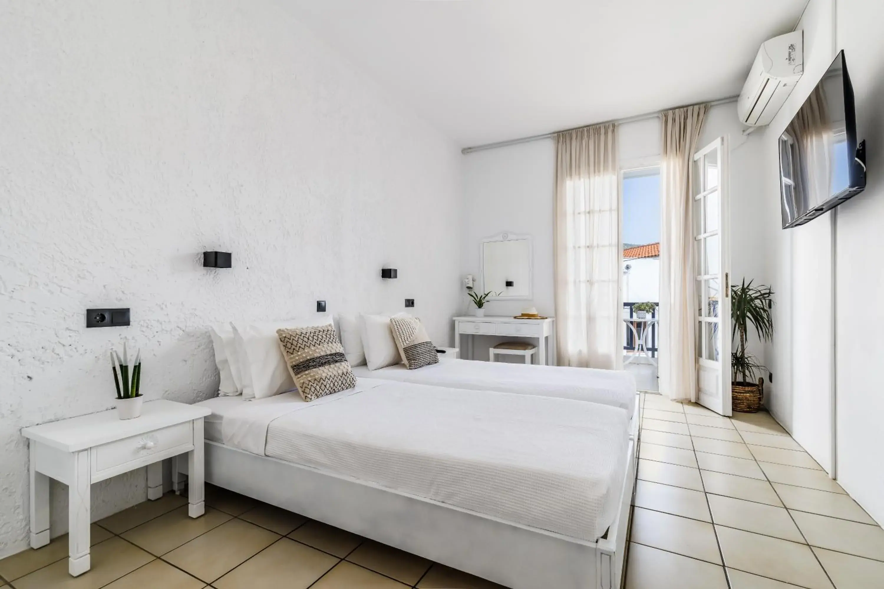 Photo of the whole room, Bed in Aperitton Hotel Photo of the whole room, Bed in Aperitton Hotel