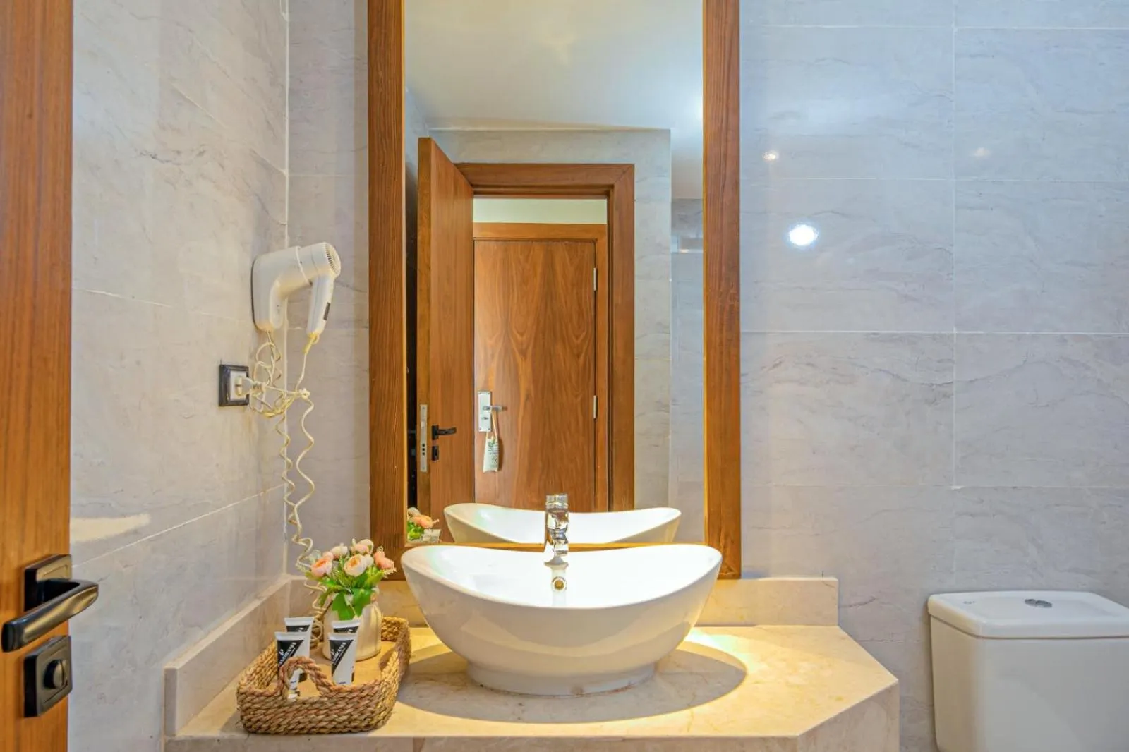 Shower in Panorama Bungalows Resort El Gouna