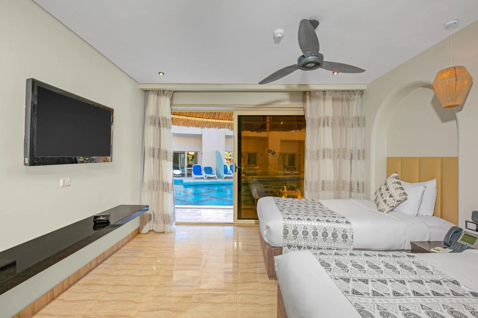 Photo of the whole room in Panorama Bungalows Resort El Gouna