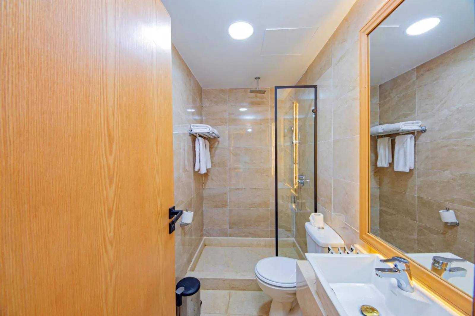 Shower in Panorama Bungalows Resort El Gouna