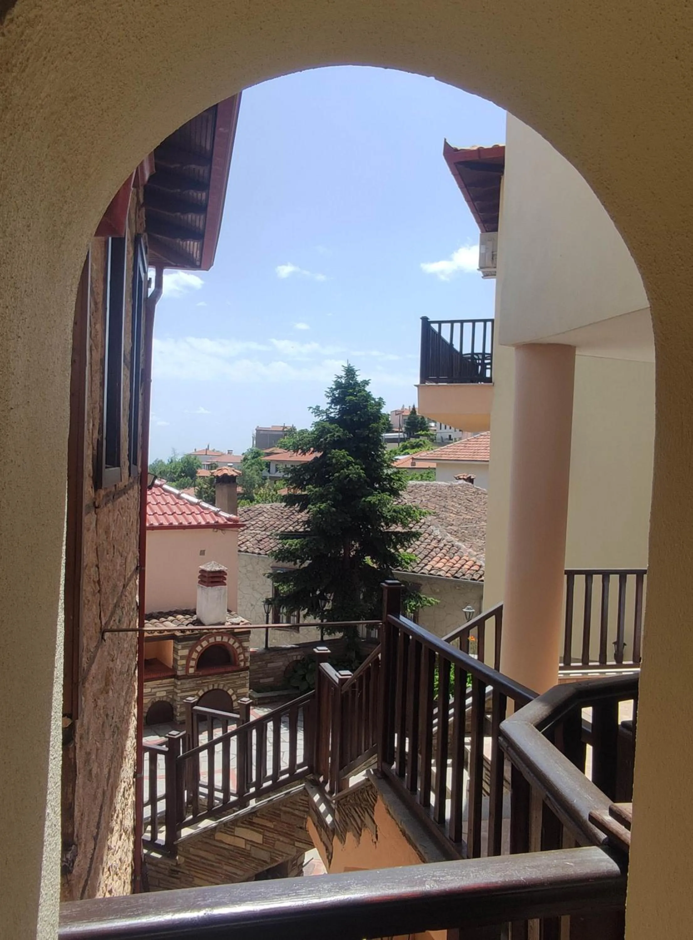 Inner courtyard view in Hotel Siatistino Archontariki