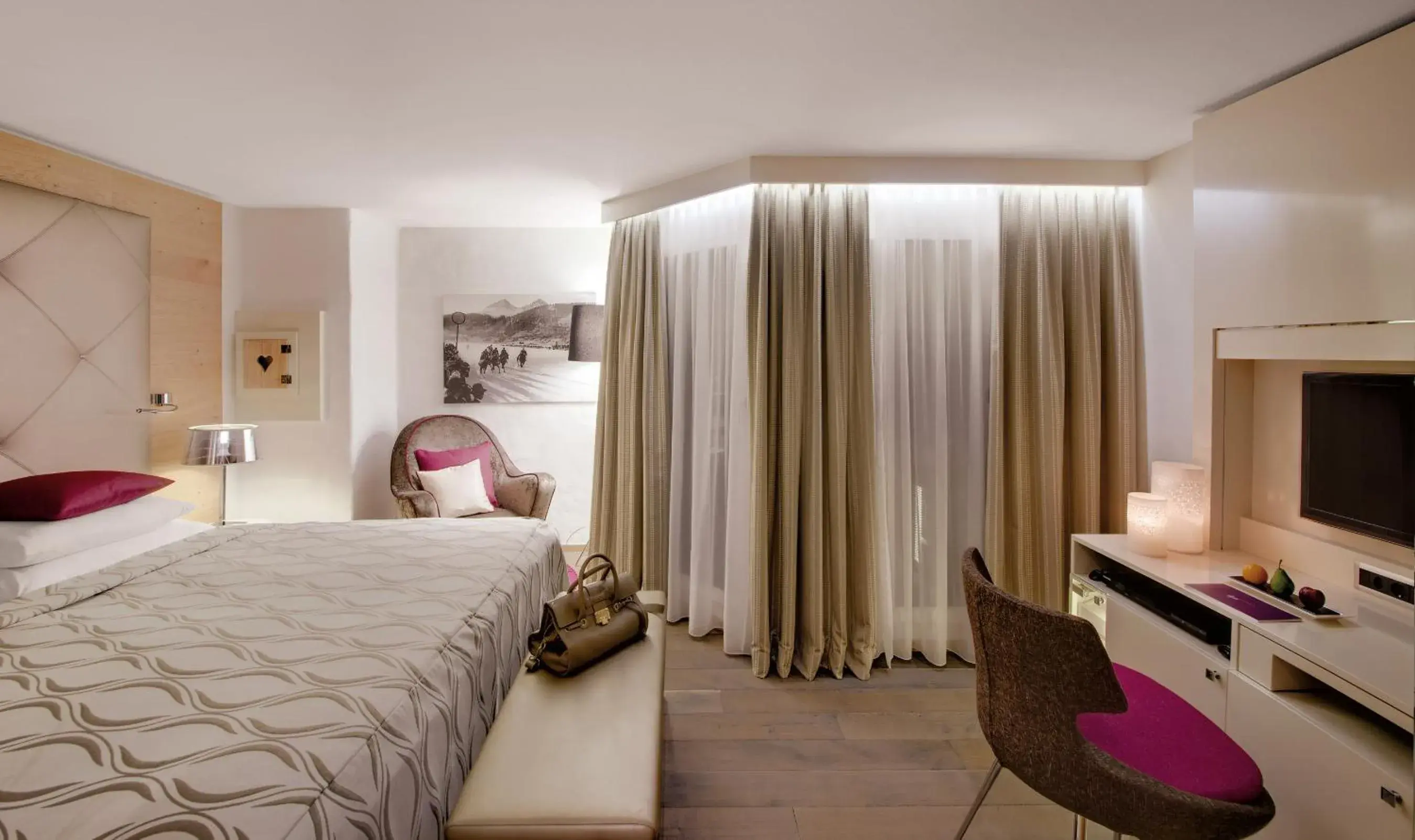 Photo of the whole room, Bed in Giardino Mountain Photo of the whole room, Bed in Giardino Mountain