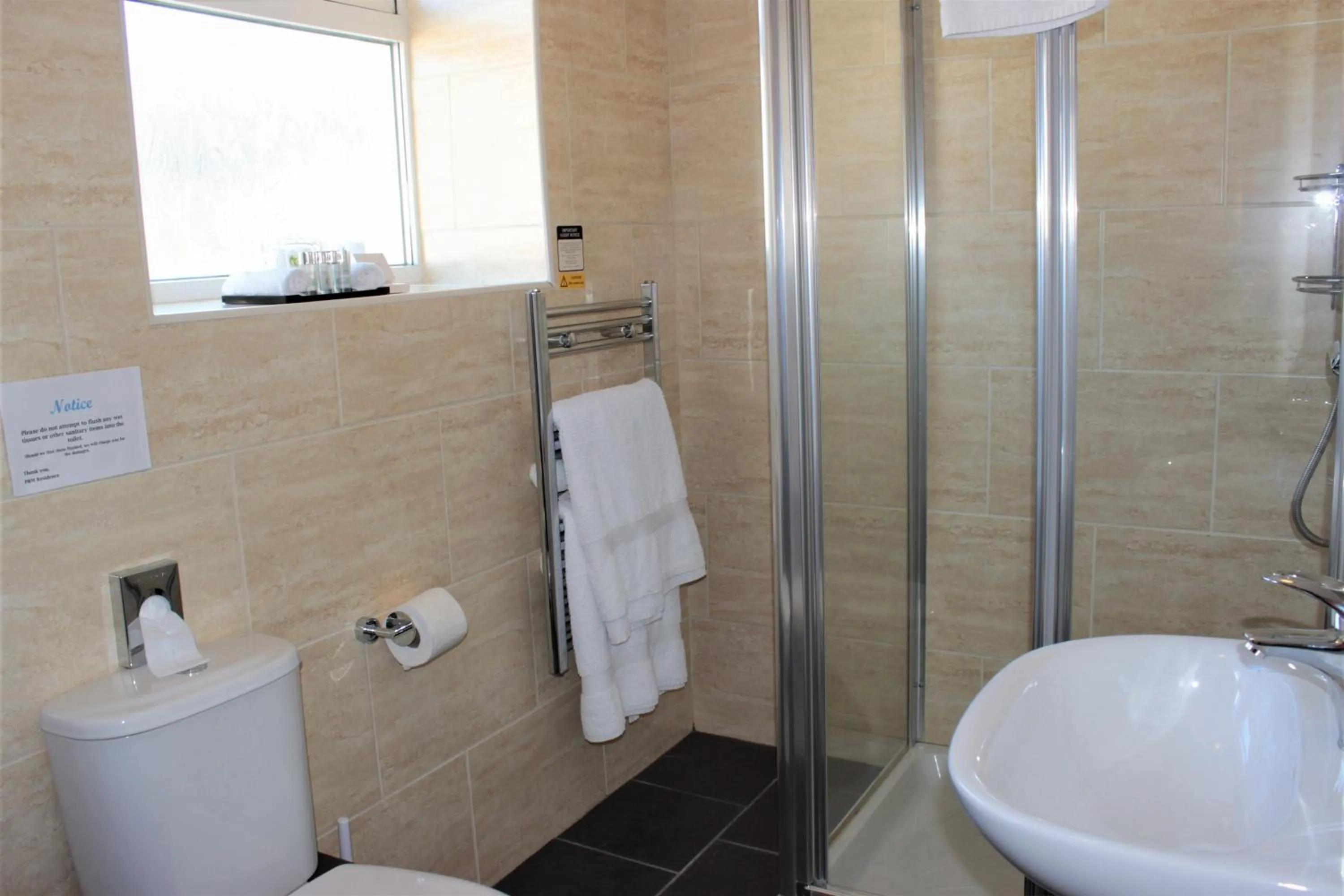 Shower in The P&M Paignton RESIDENCE