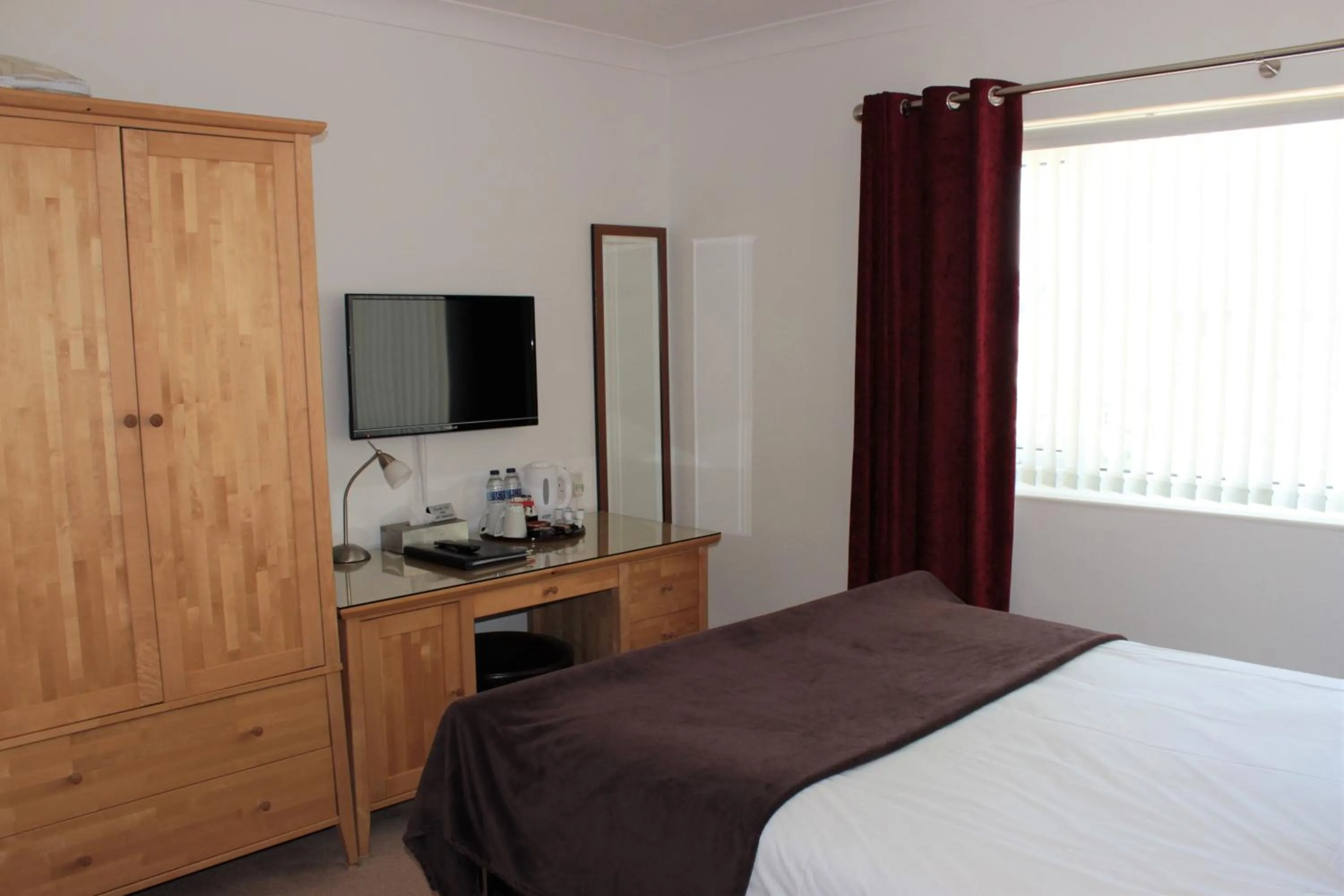 Bed in The P&M Paignton RESIDENCE