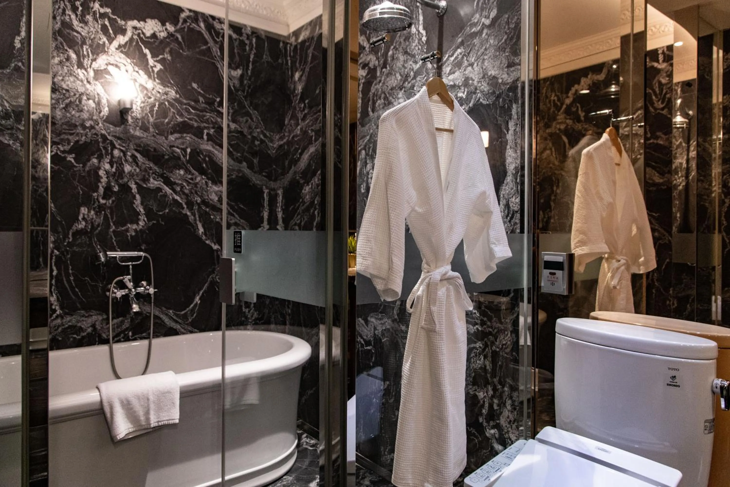 Bathroom in Inhouse Hotel Grand