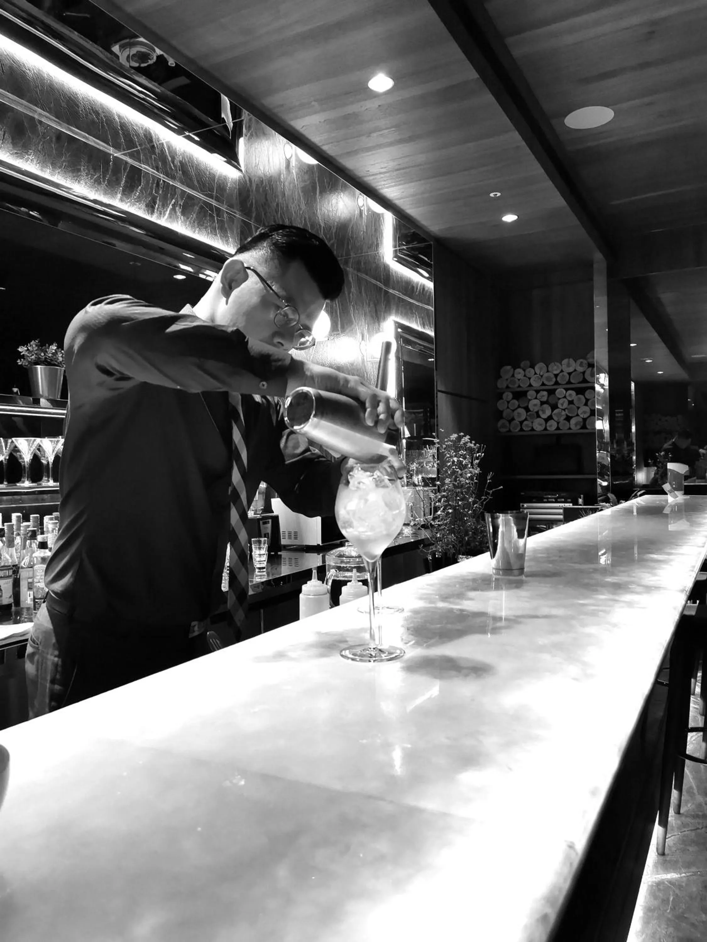 Restaurant/places to eat in Inhouse Hotel Grand