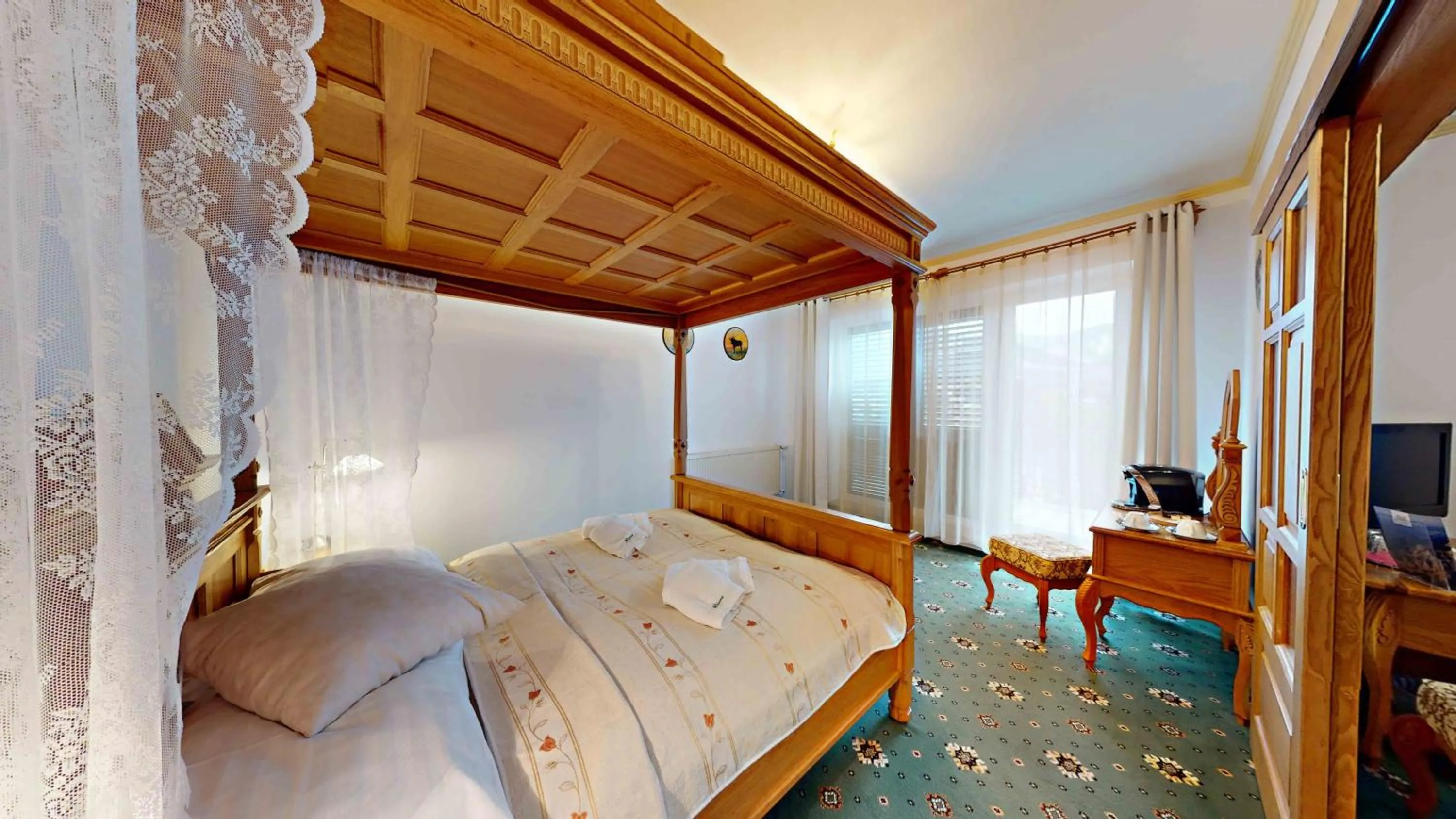 hair dresser, Bed in Hotel Diana