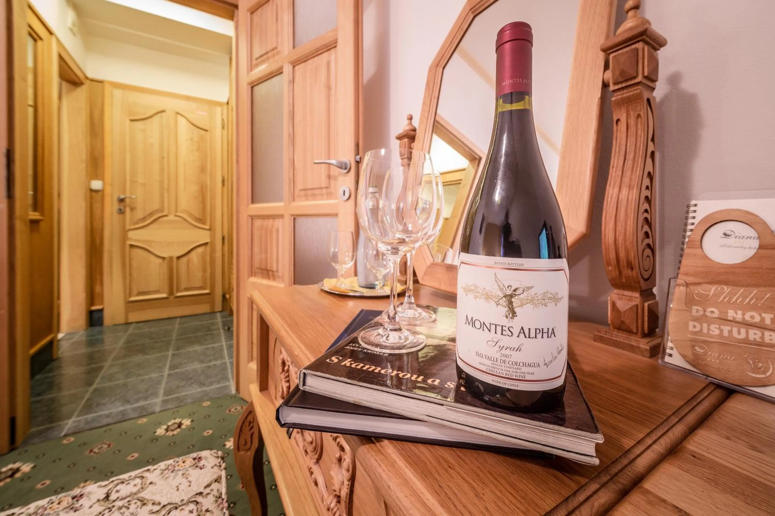 Decorative detail in Hotel Diana