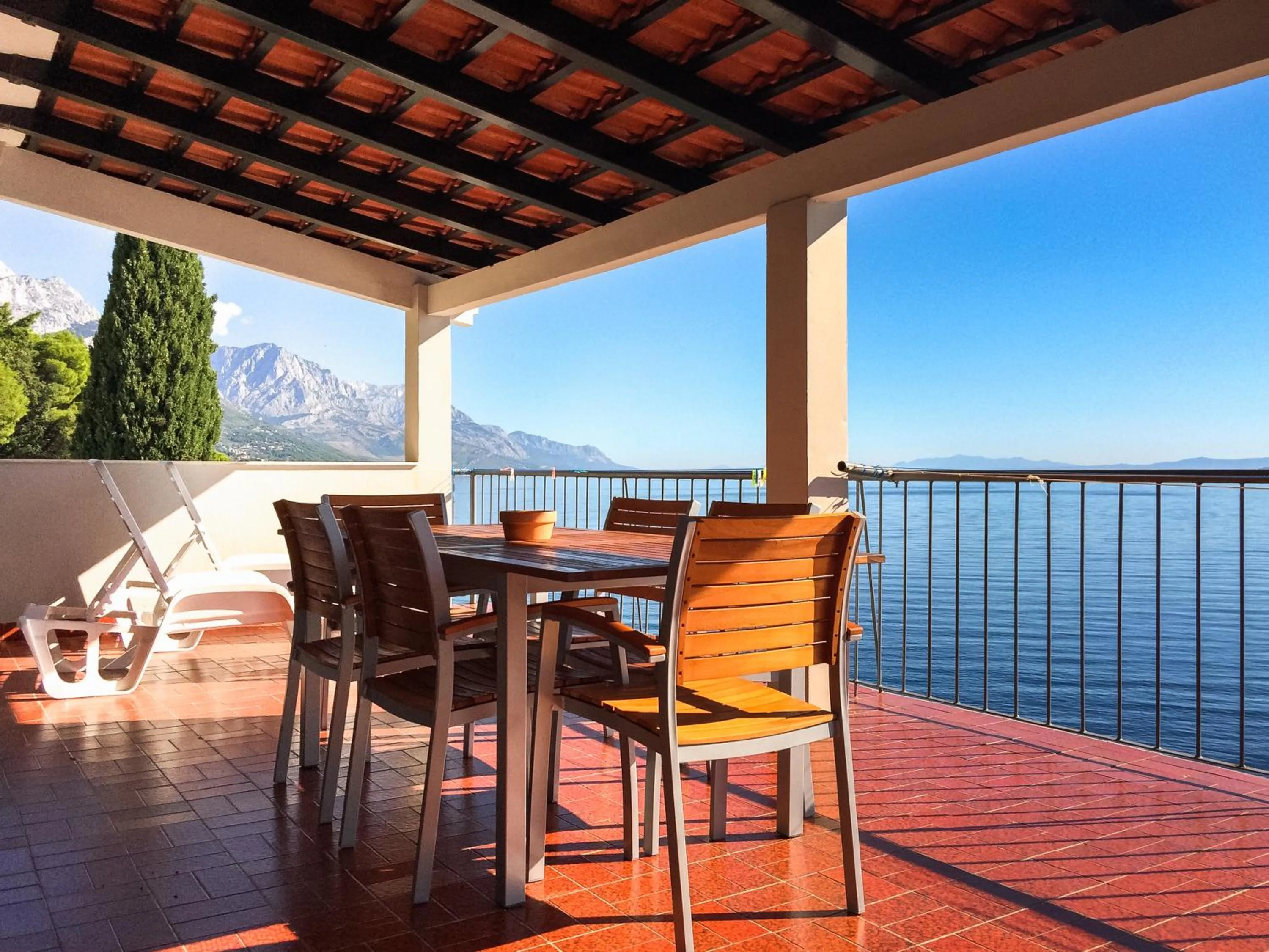 Villa Antares Pisak