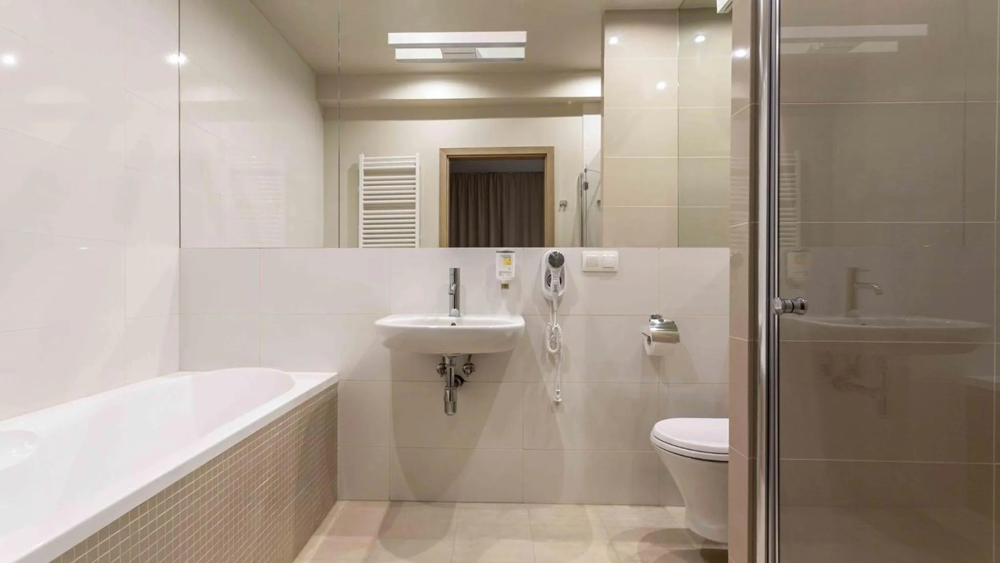 Toilet in Hotel Ren & Restauracja Browar Kociewski