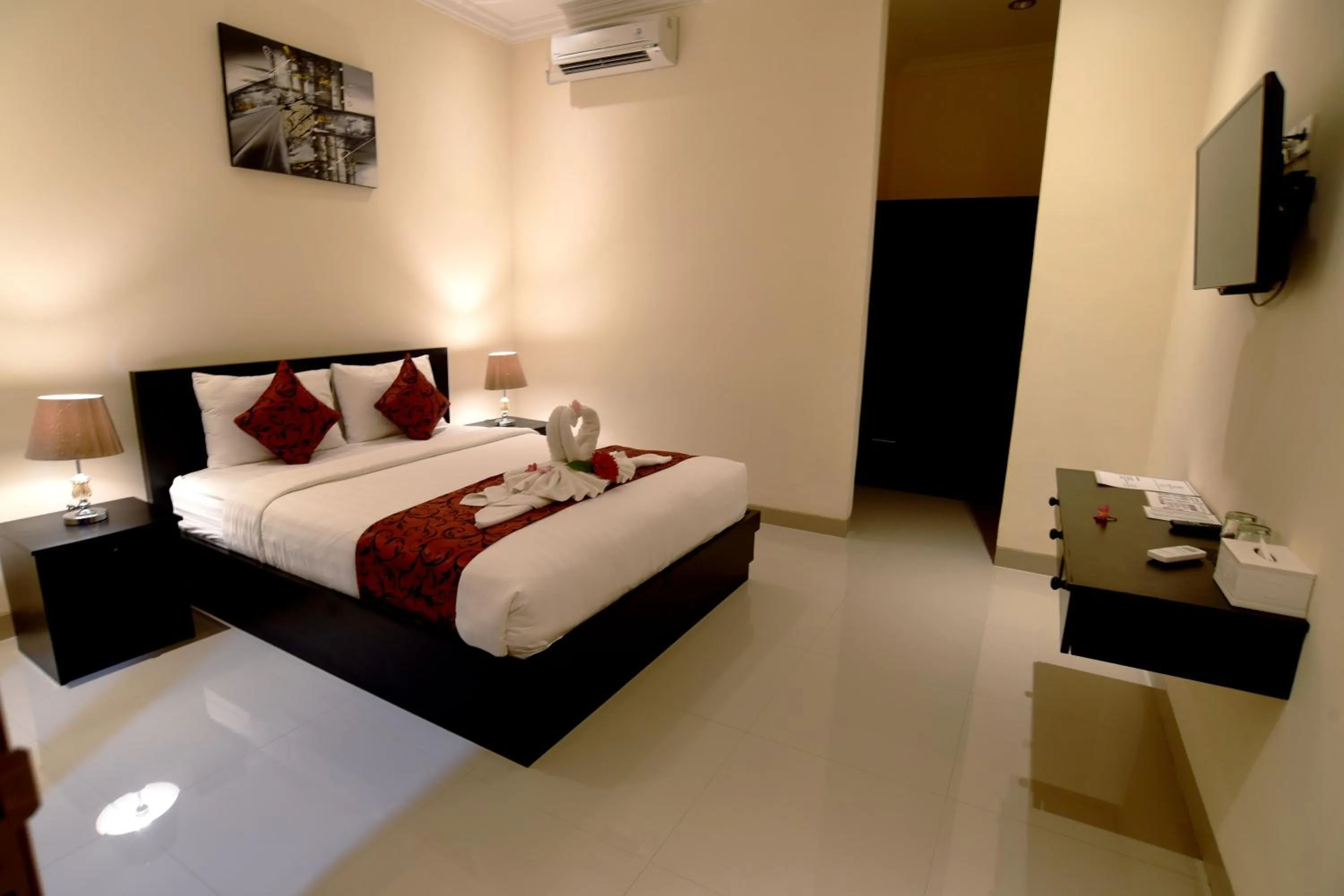 Bedroom, Bed in Tom's Inn Pecatu