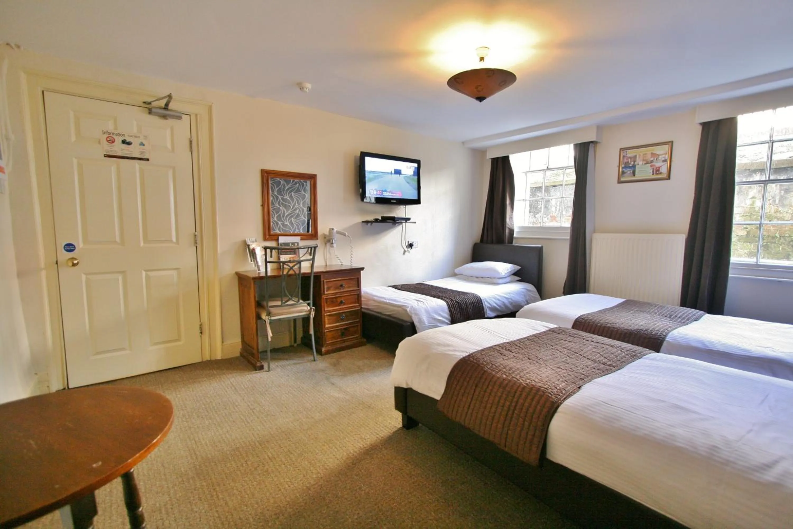 Bed in Central Hotel Cheltenham by Roomsbooked