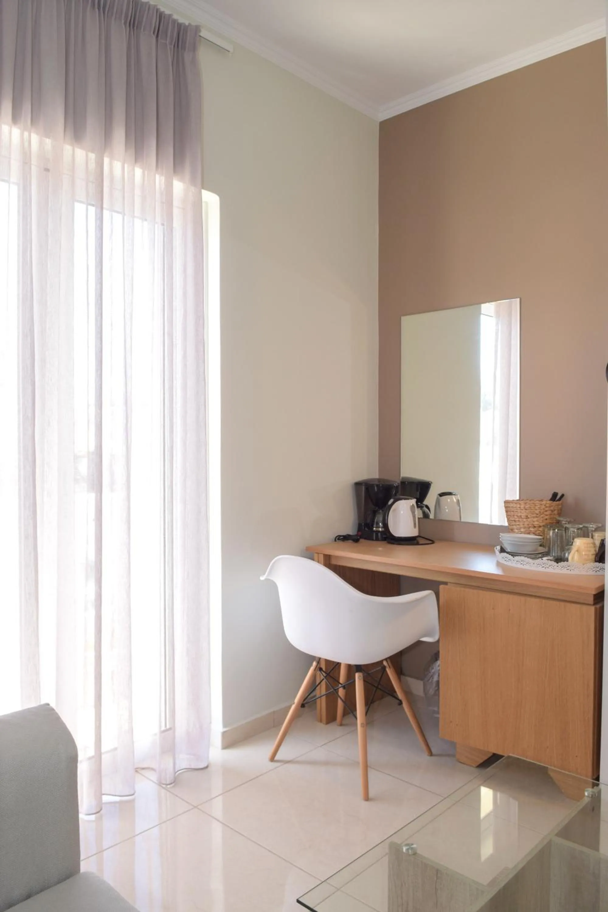 Coffee/tea facilities in Mithos Premium Rooms