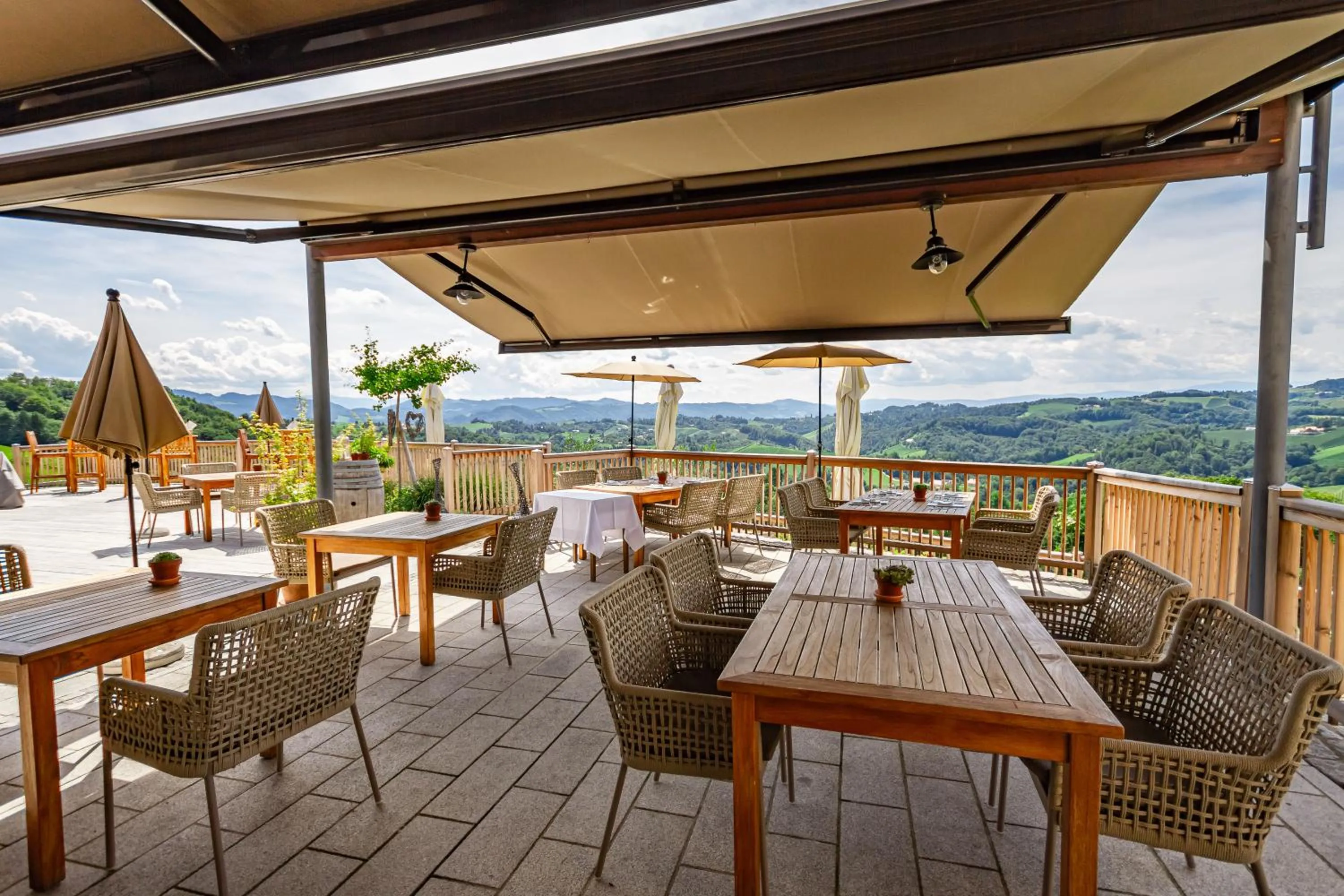 Restaurant/places to eat in Jaglhof