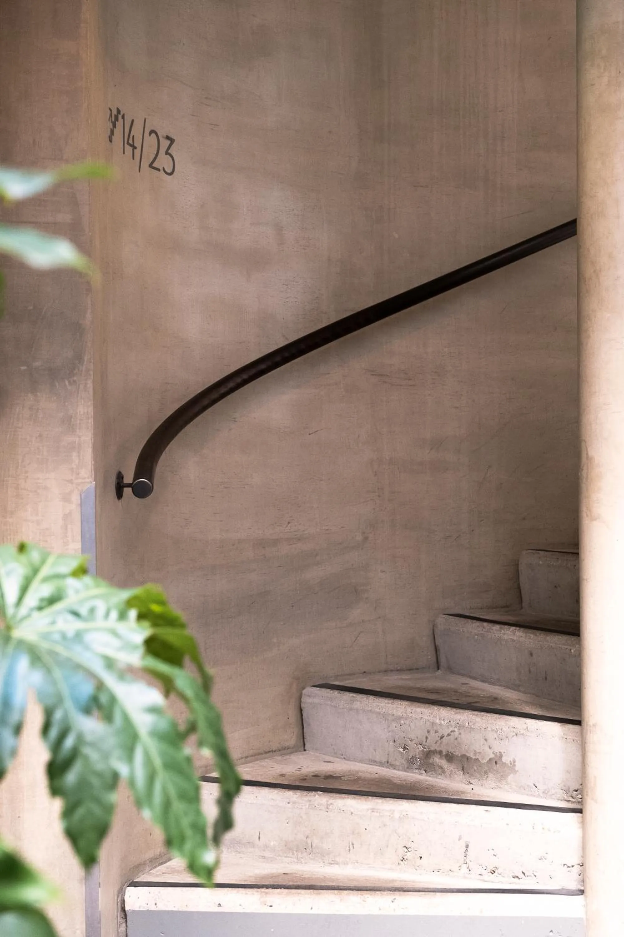Inner courtyard view in Hôtel Jules & Jim