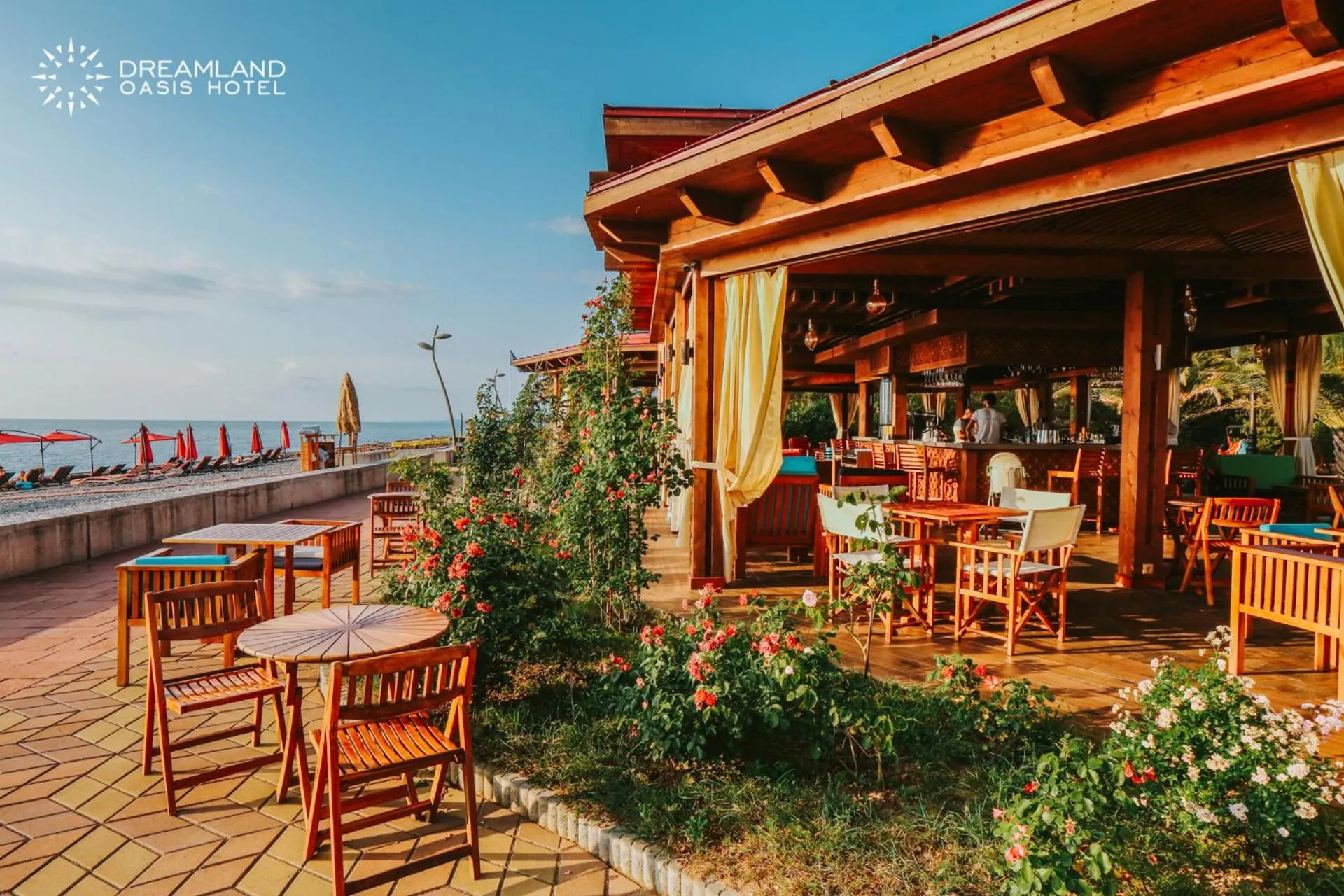 Restaurant/places to eat in Dreamland Oasis Hotel Chakvi