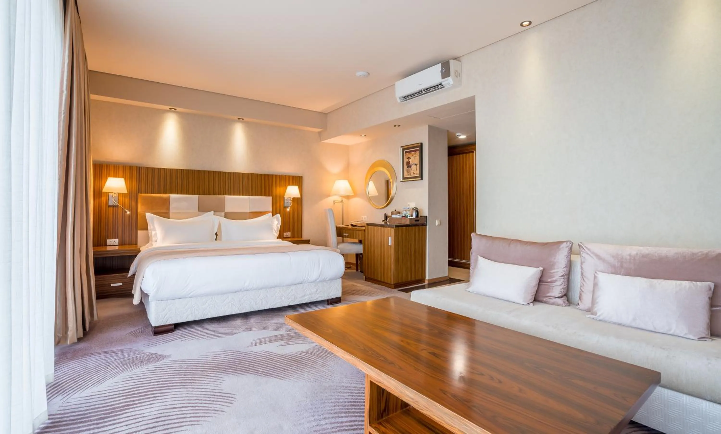 Living room, Bed in Dreamland Oasis Hotel Chakvi