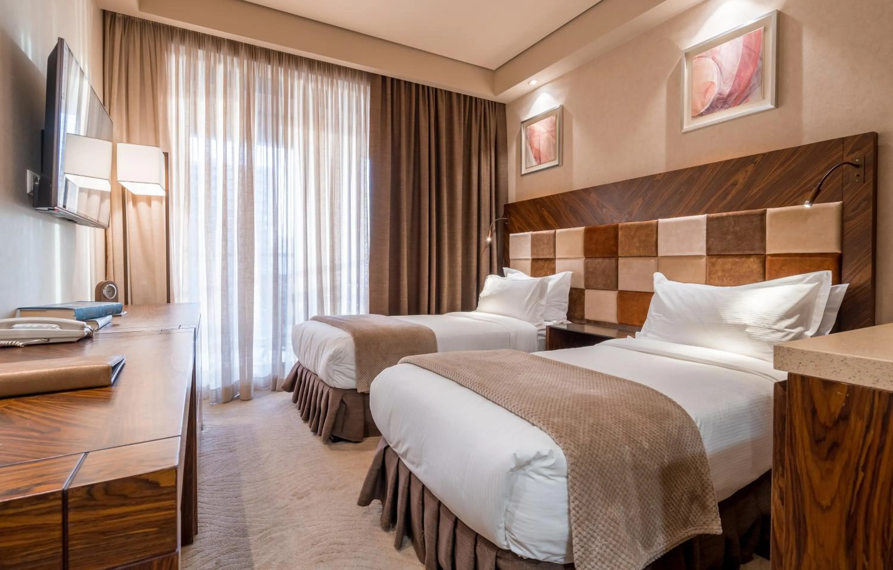 Bedroom, Bed in Dreamland Oasis Hotel Chakvi