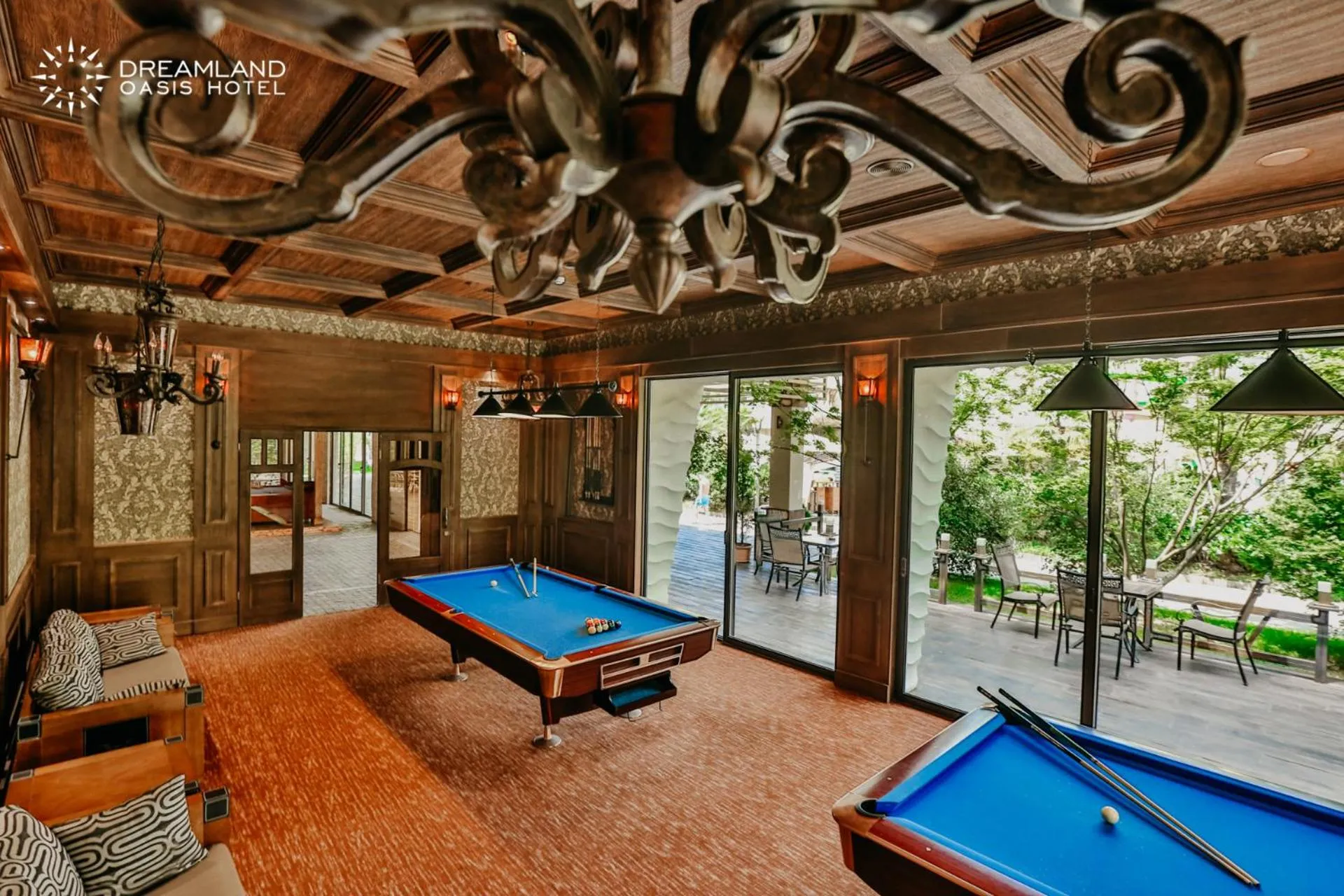 Billiard in Dreamland Oasis Hotel Chakvi