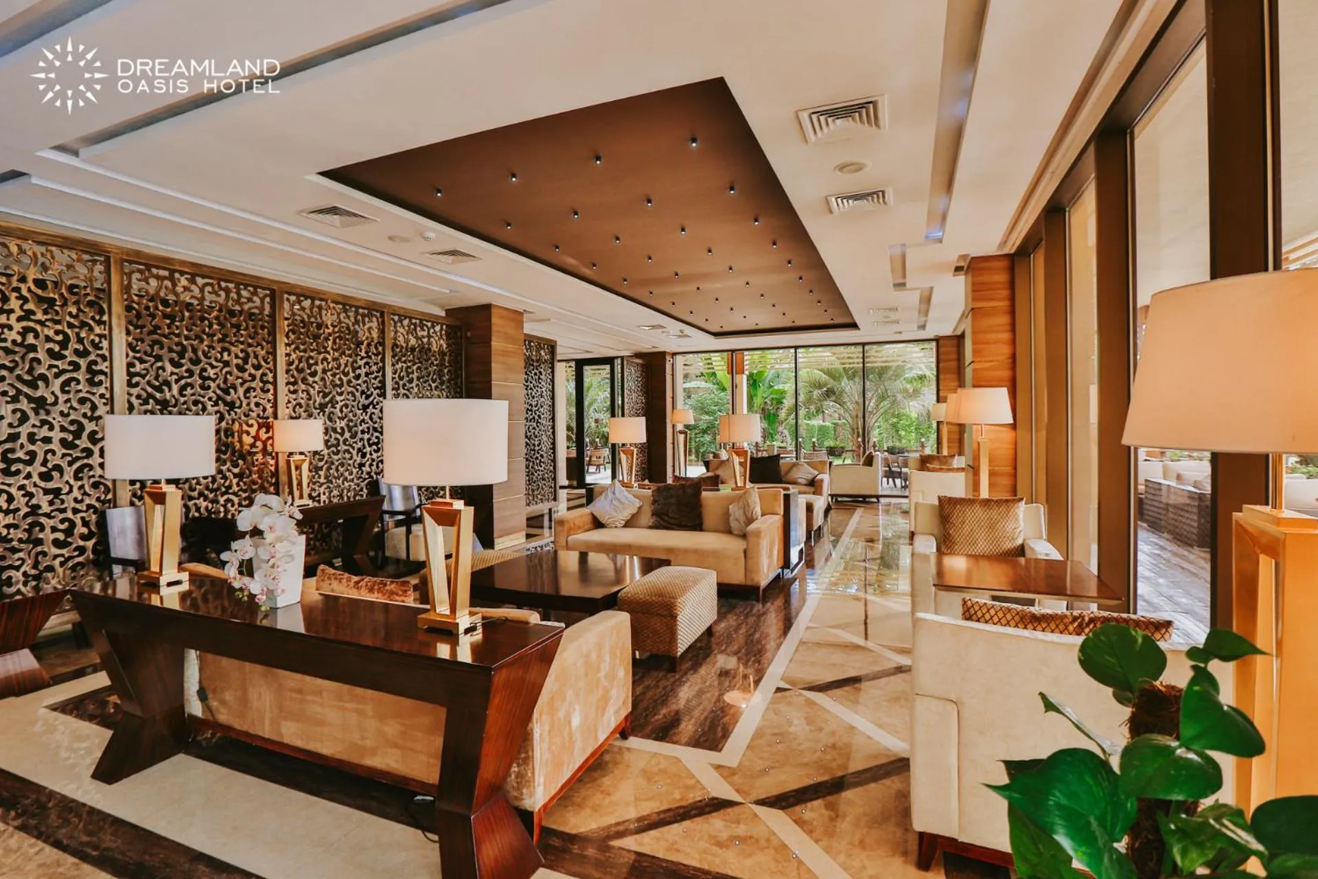 Seating area in Dreamland Oasis Hotel Chakvi
