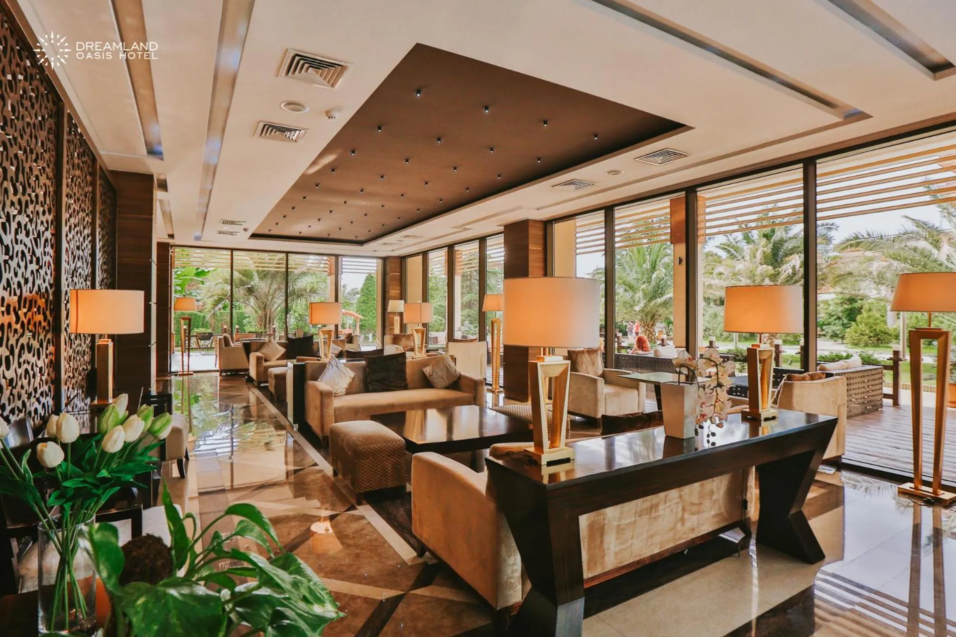 Restaurant/places to eat in Dreamland Oasis Hotel Chakvi