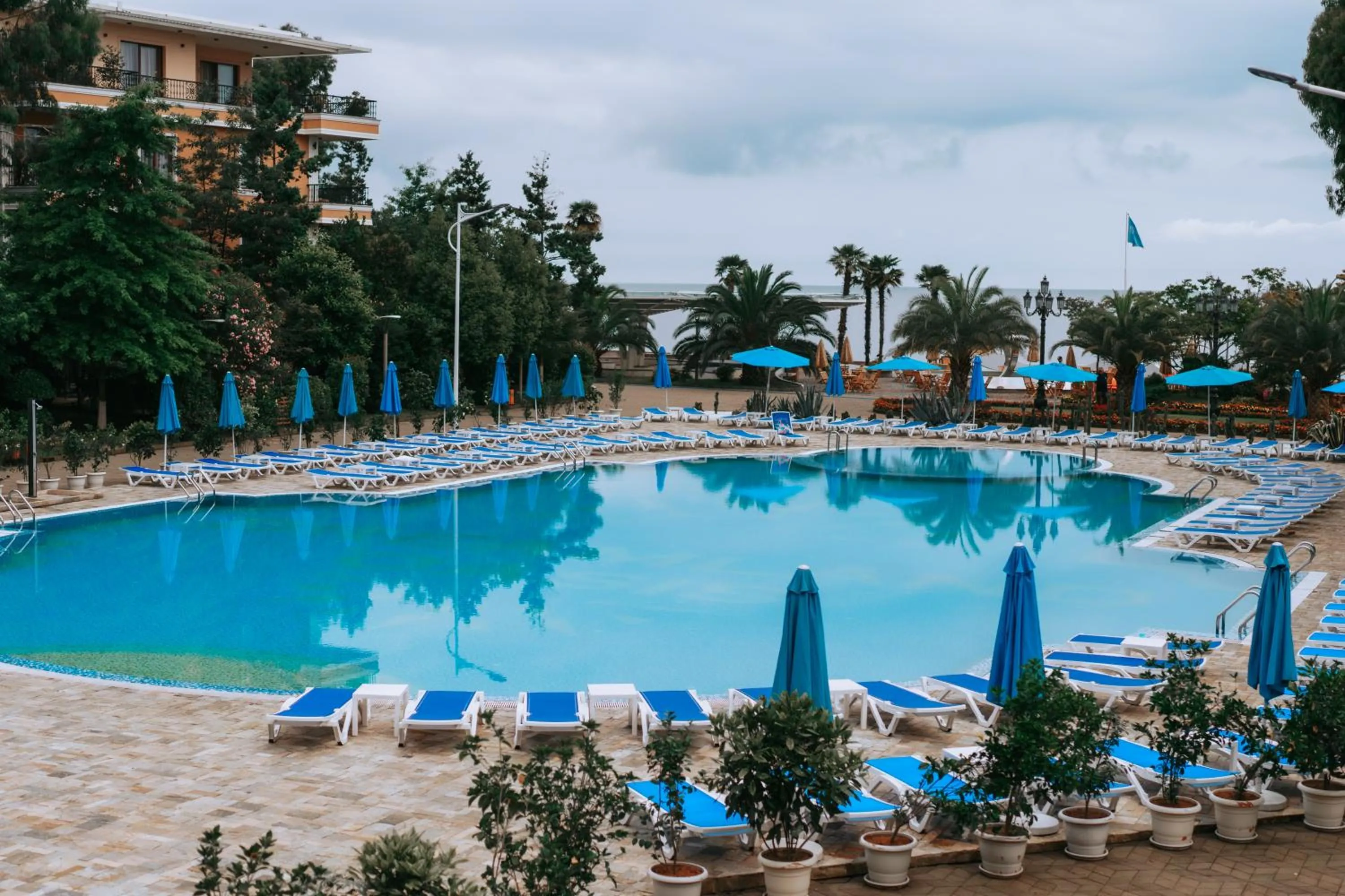 Swimming pool in Dreamland Oasis Hotel Chakvi