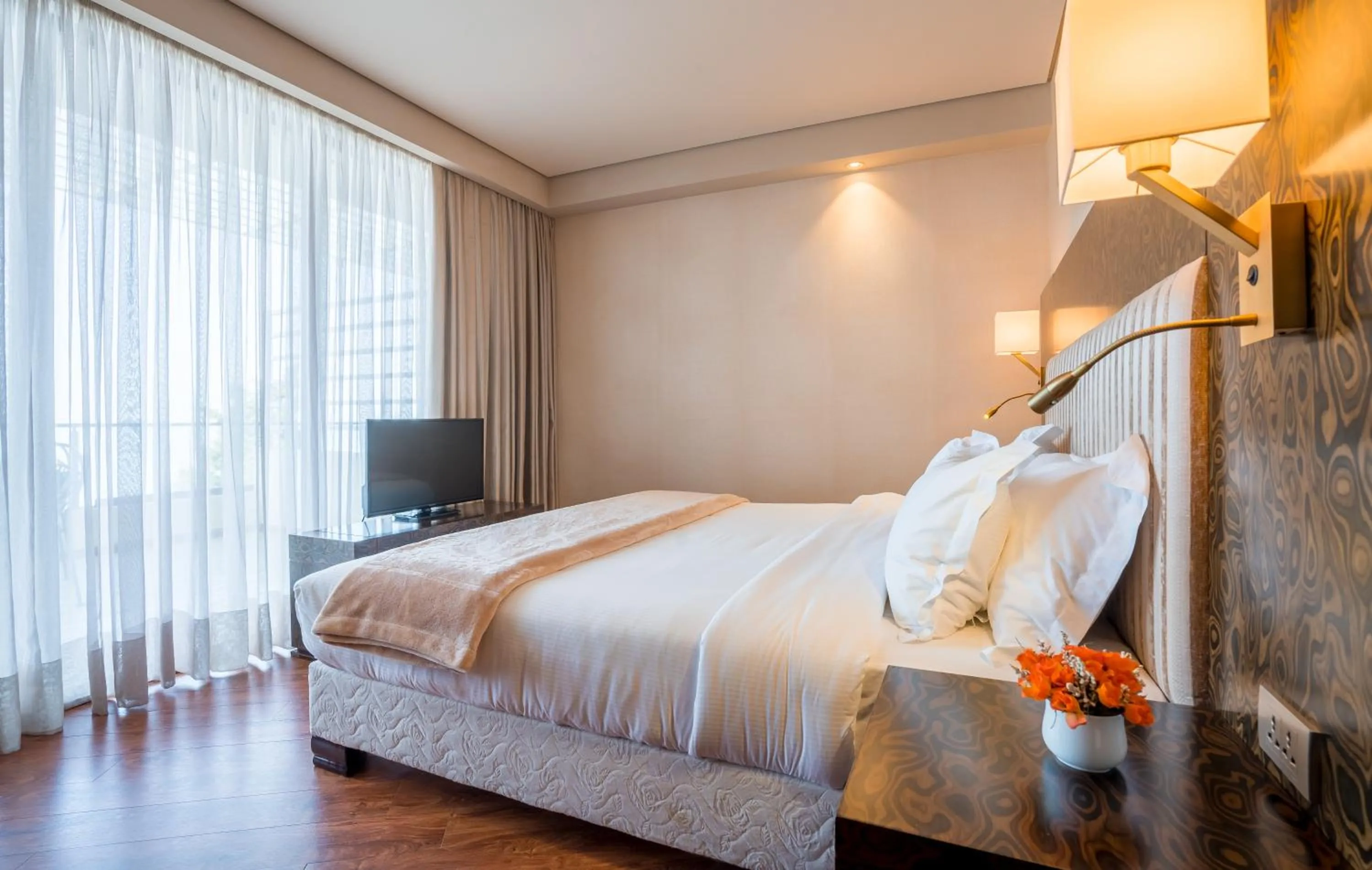Bedroom, Bed in Dreamland Oasis Hotel Chakvi