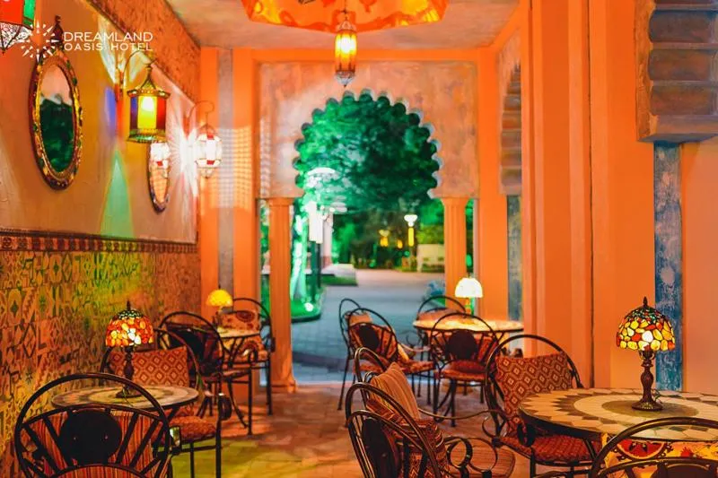 Restaurant/places to eat in Dreamland Oasis Hotel Chakvi