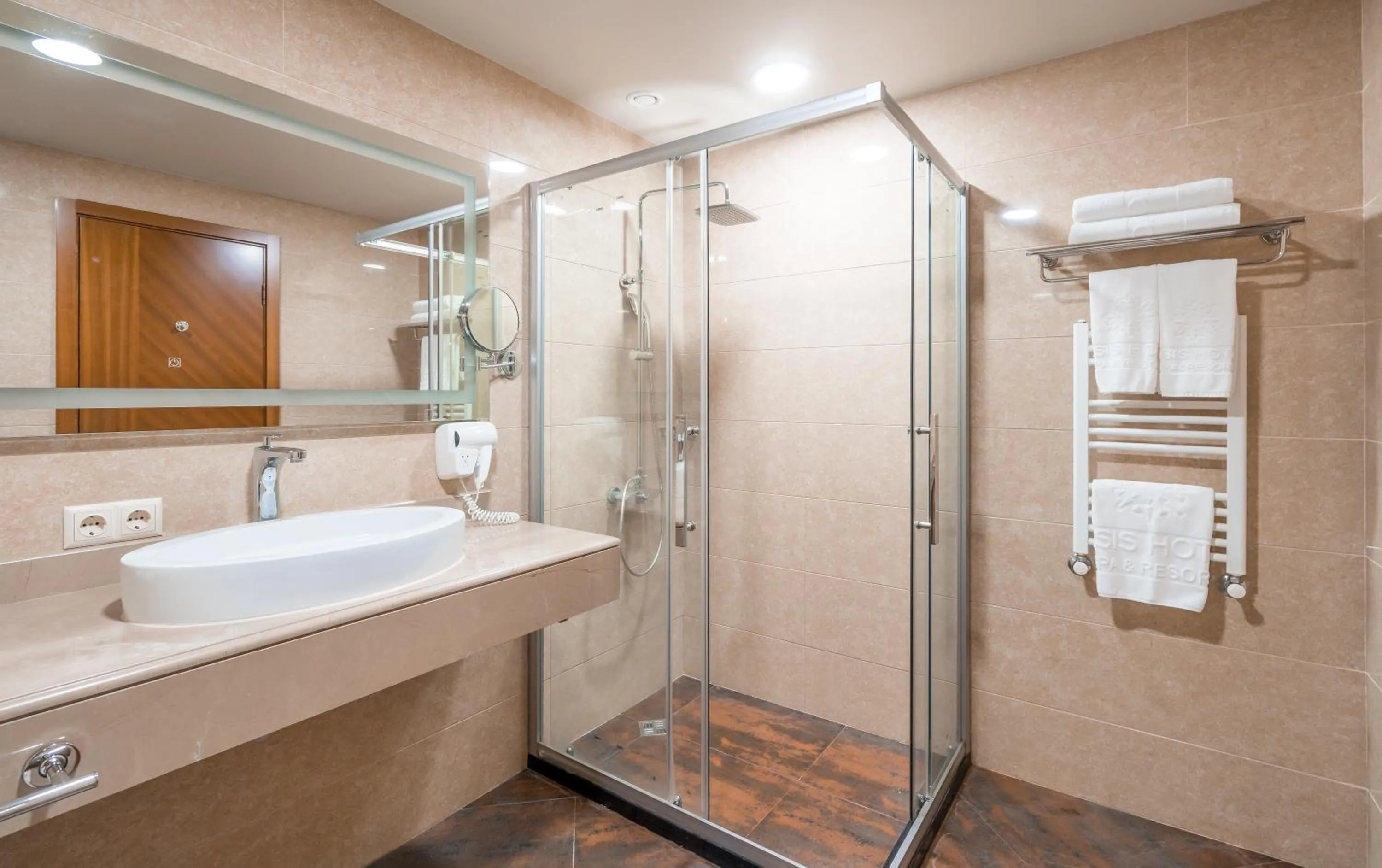 Shower in Dreamland Oasis Hotel Chakvi