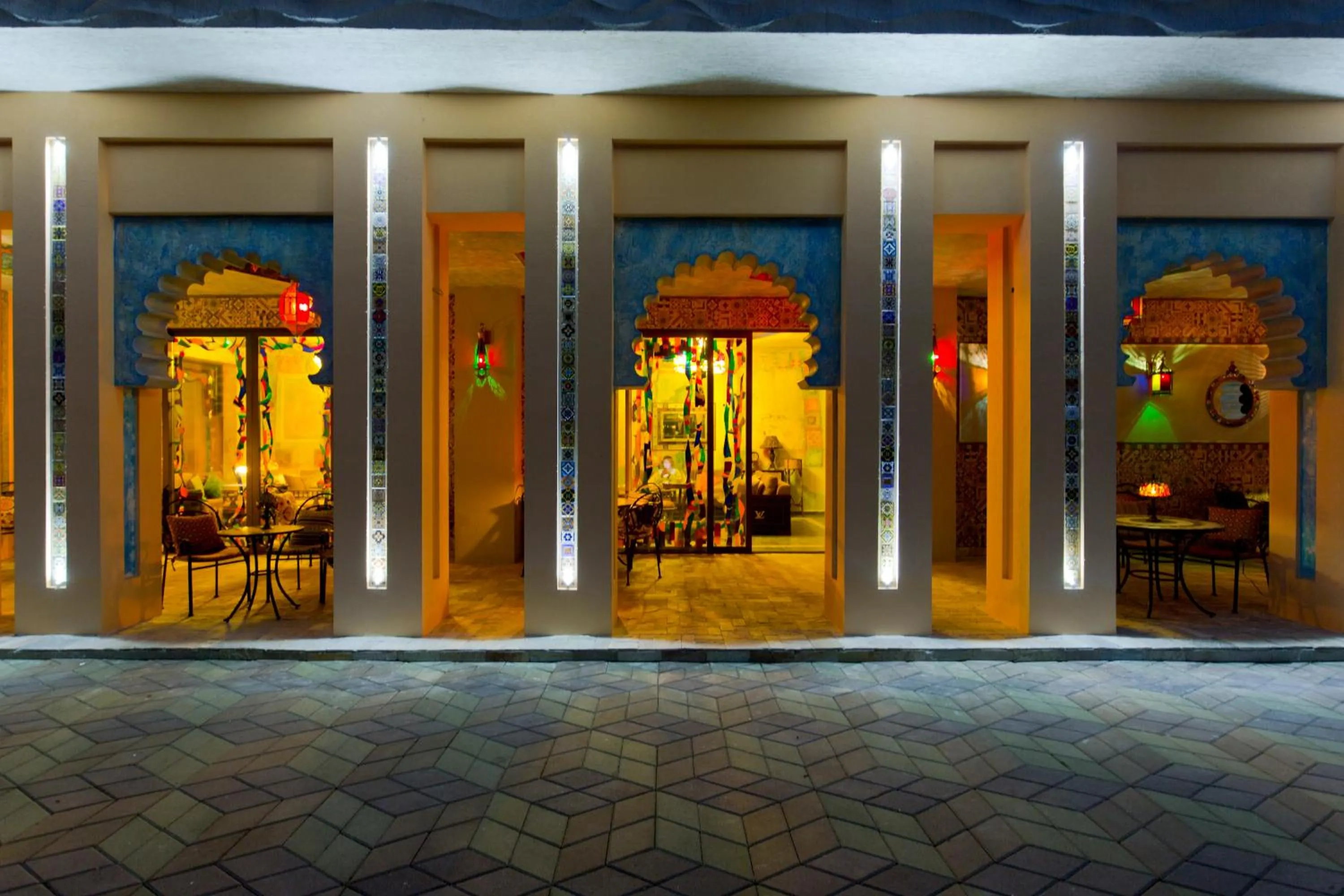 Restaurant/places to eat in Dreamland Oasis Hotel Chakvi