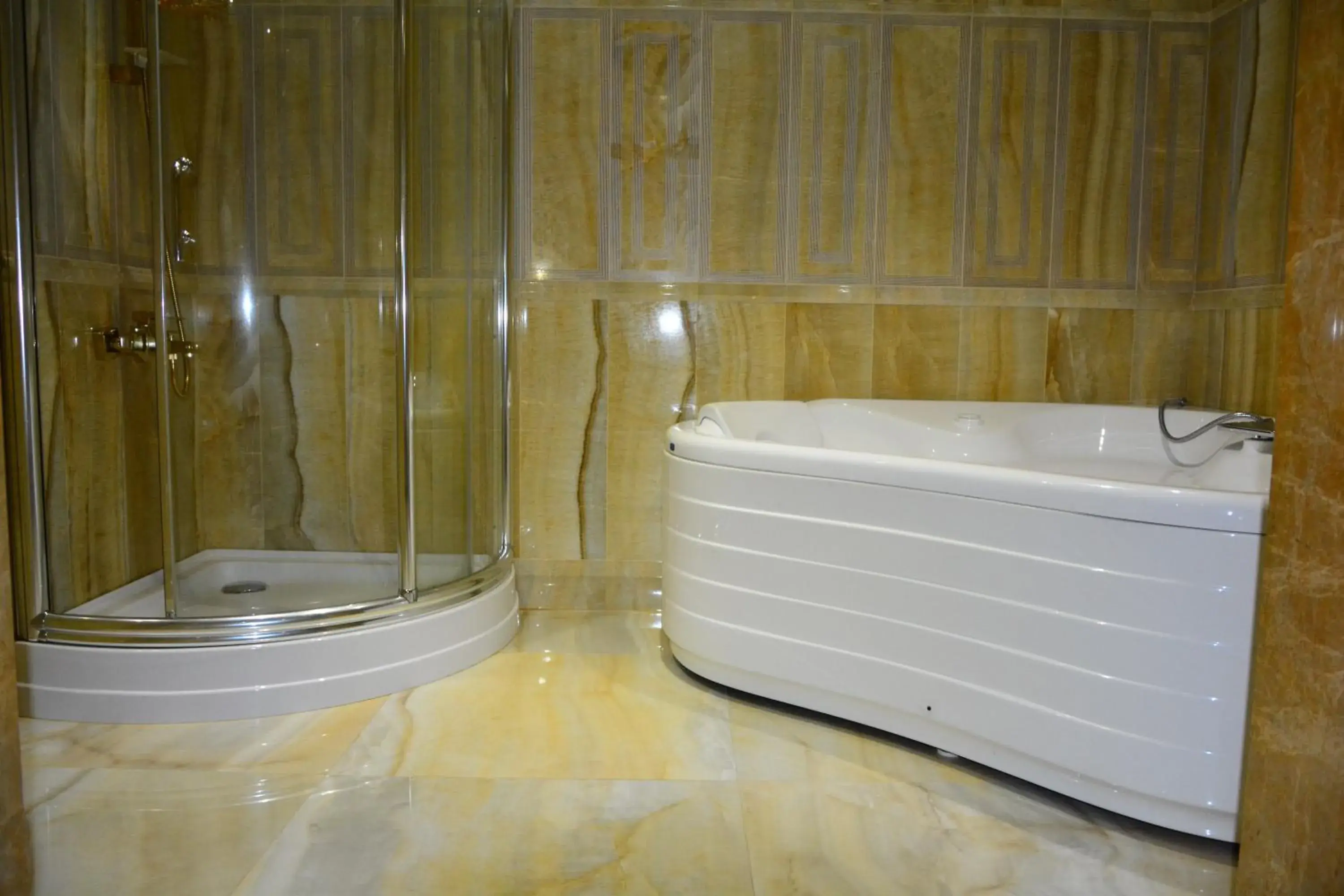 Bathroom in Hotel Intourist Palace Batumi Bathroom in Hotel Intourist Palace Batumi