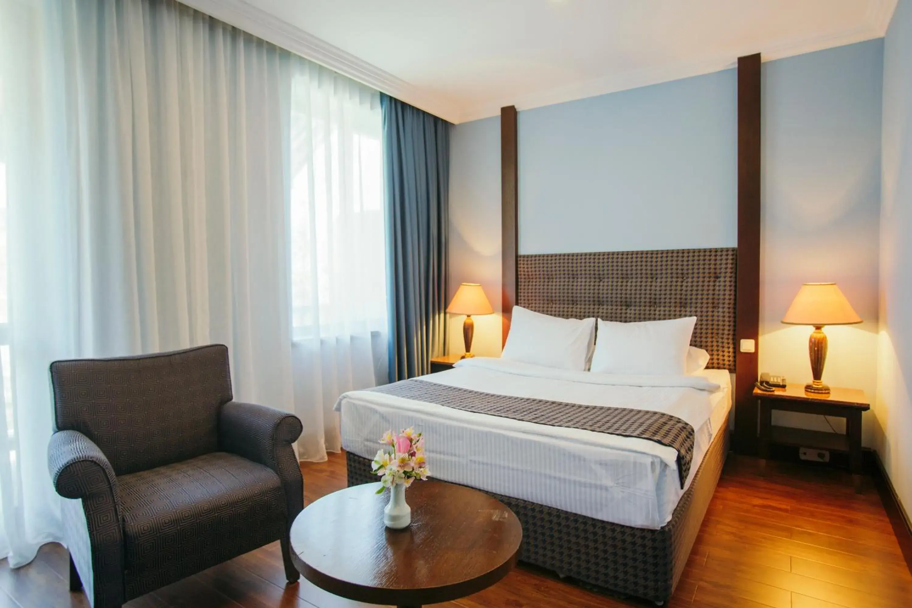 Deluxe Double or Twin Room in Hotel Intourist Palace Batumi Deluxe Double or Twin Room in Hotel Intourist Palace Batumi