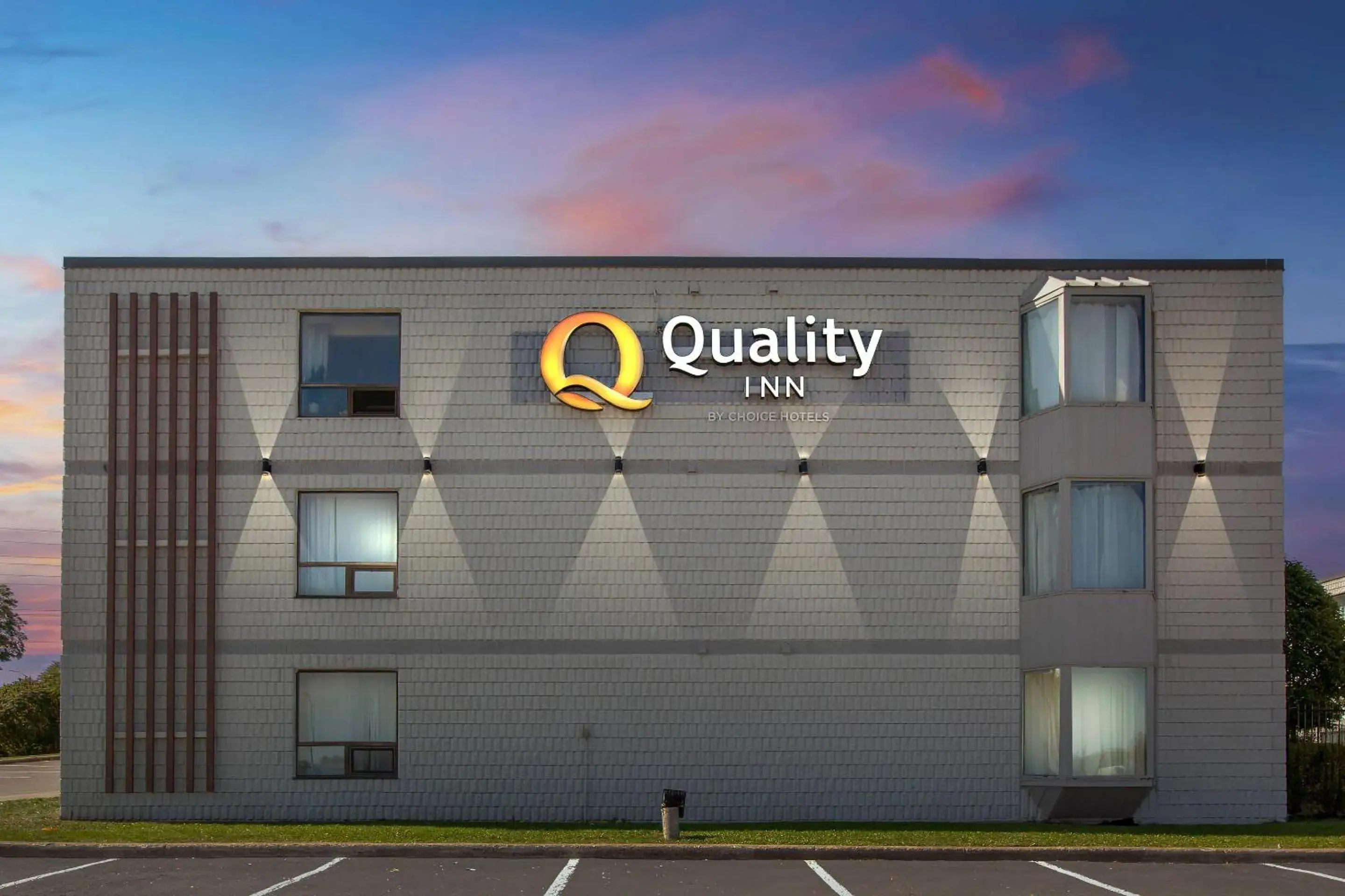 Property building in Quality Inn & Conference Centre Property building in Quality Inn & Conference Centre