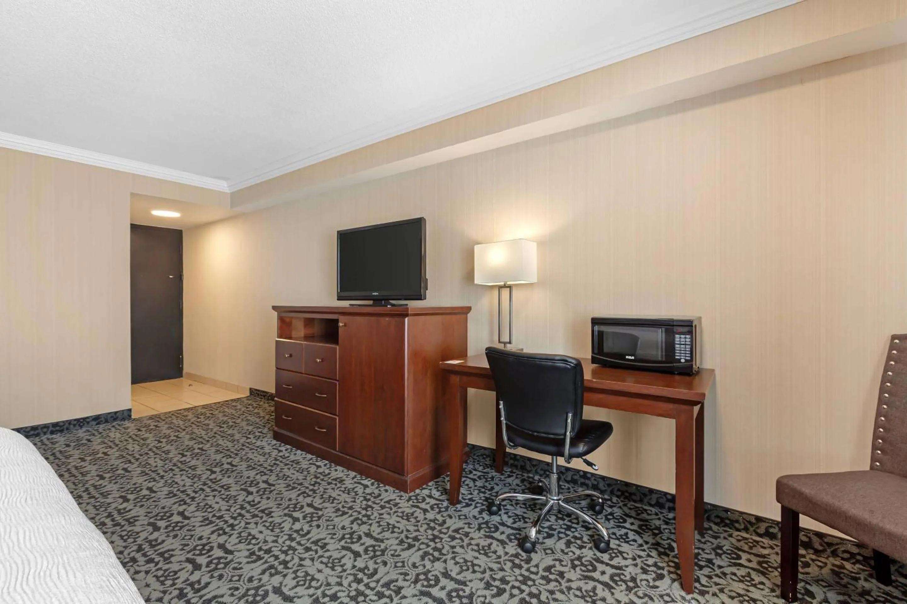 Bedroom in Quality Inn & Conference Centre