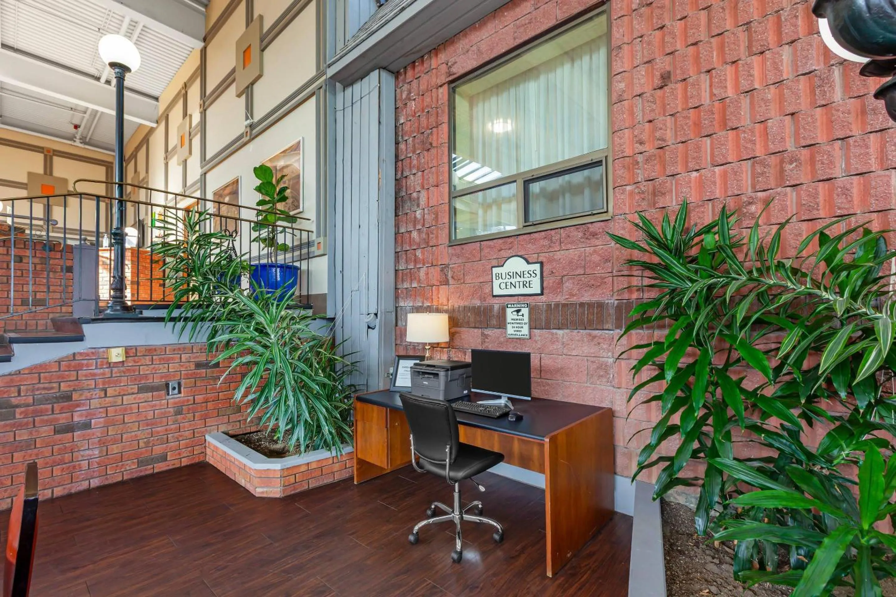 Business facilities in Quality Inn & Conference Centre