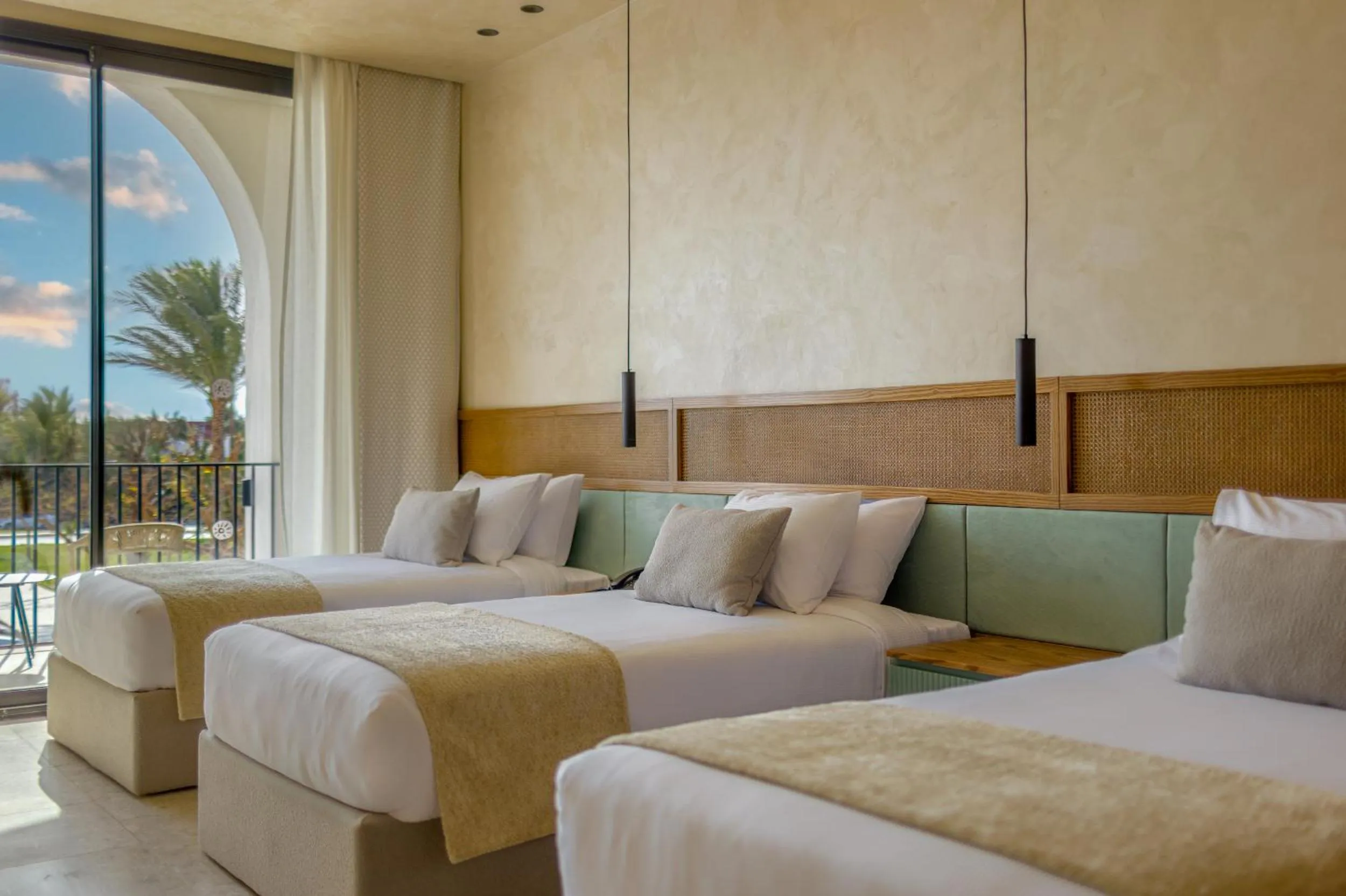 Bedroom, Bed in Desert Rose Resort