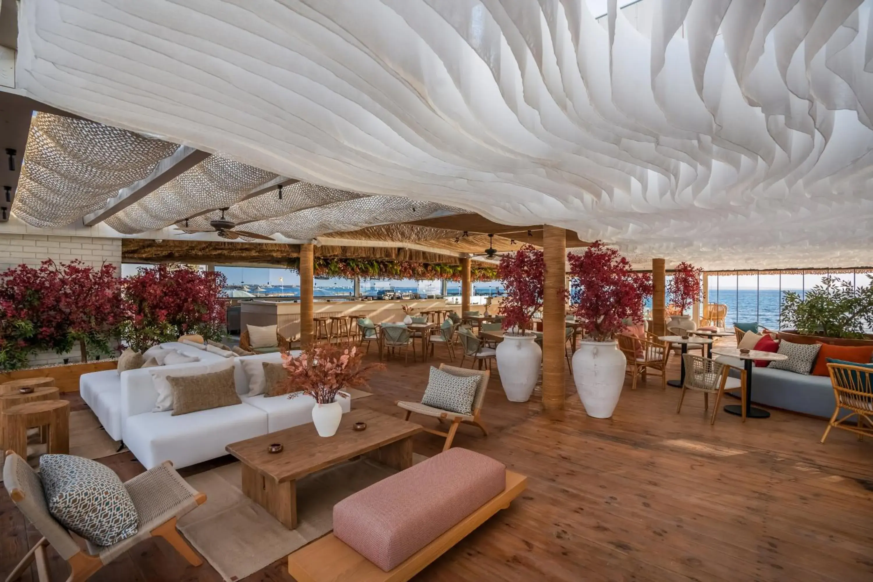 Lounge or bar in Desert Rose Resort Lounge or bar in Desert Rose Resort