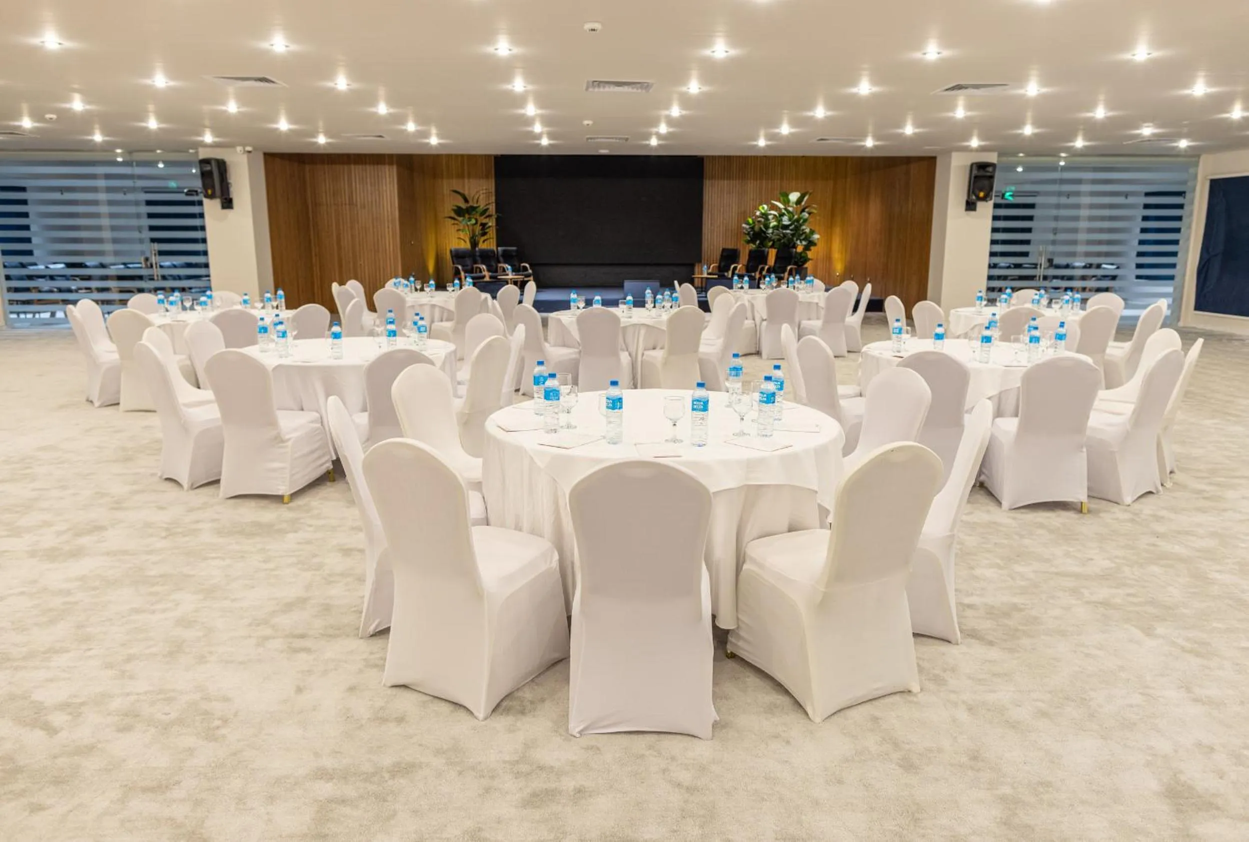 Meeting/conference room in Desert Rose Resort