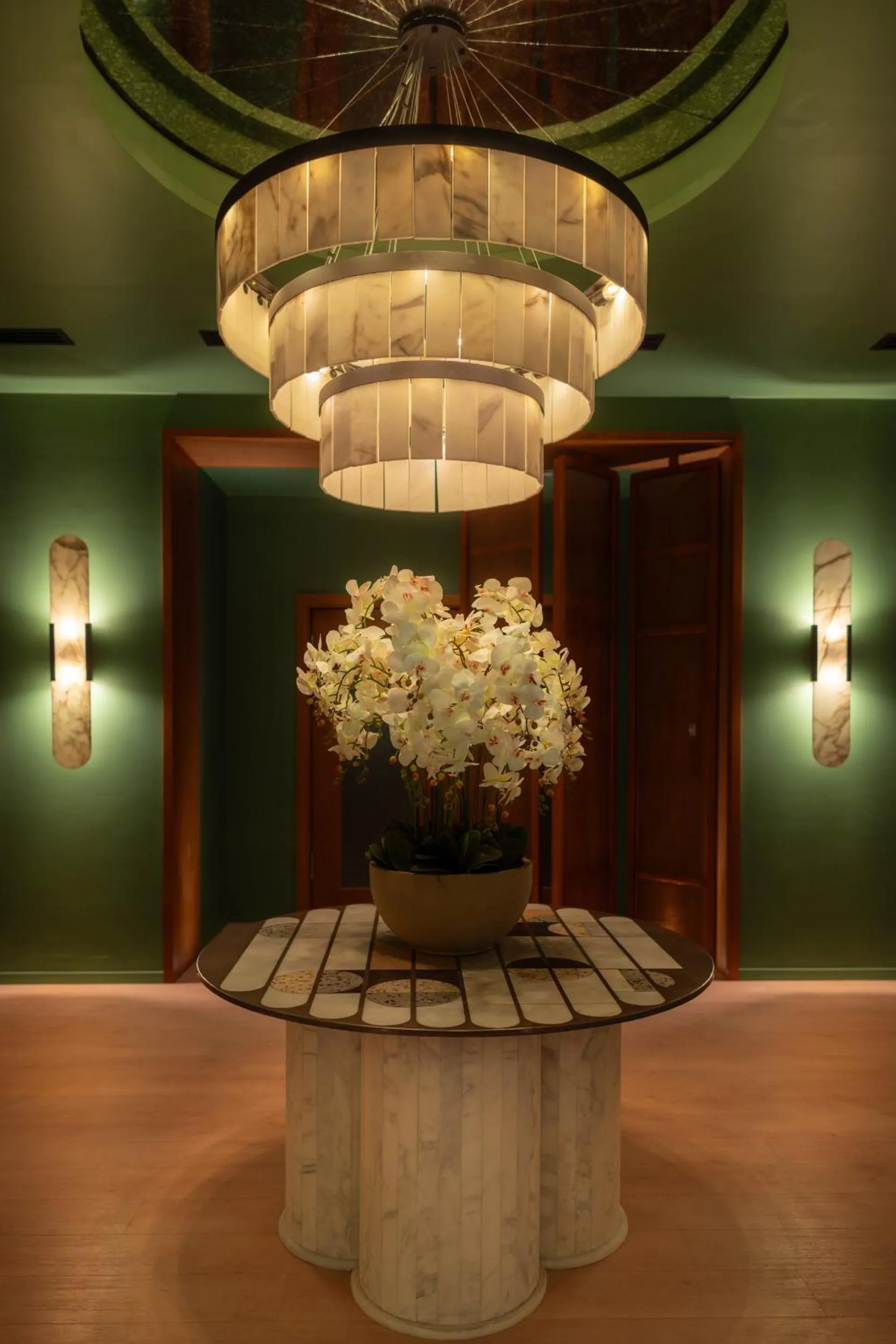 Restaurant/places to eat in Desert Rose Resort