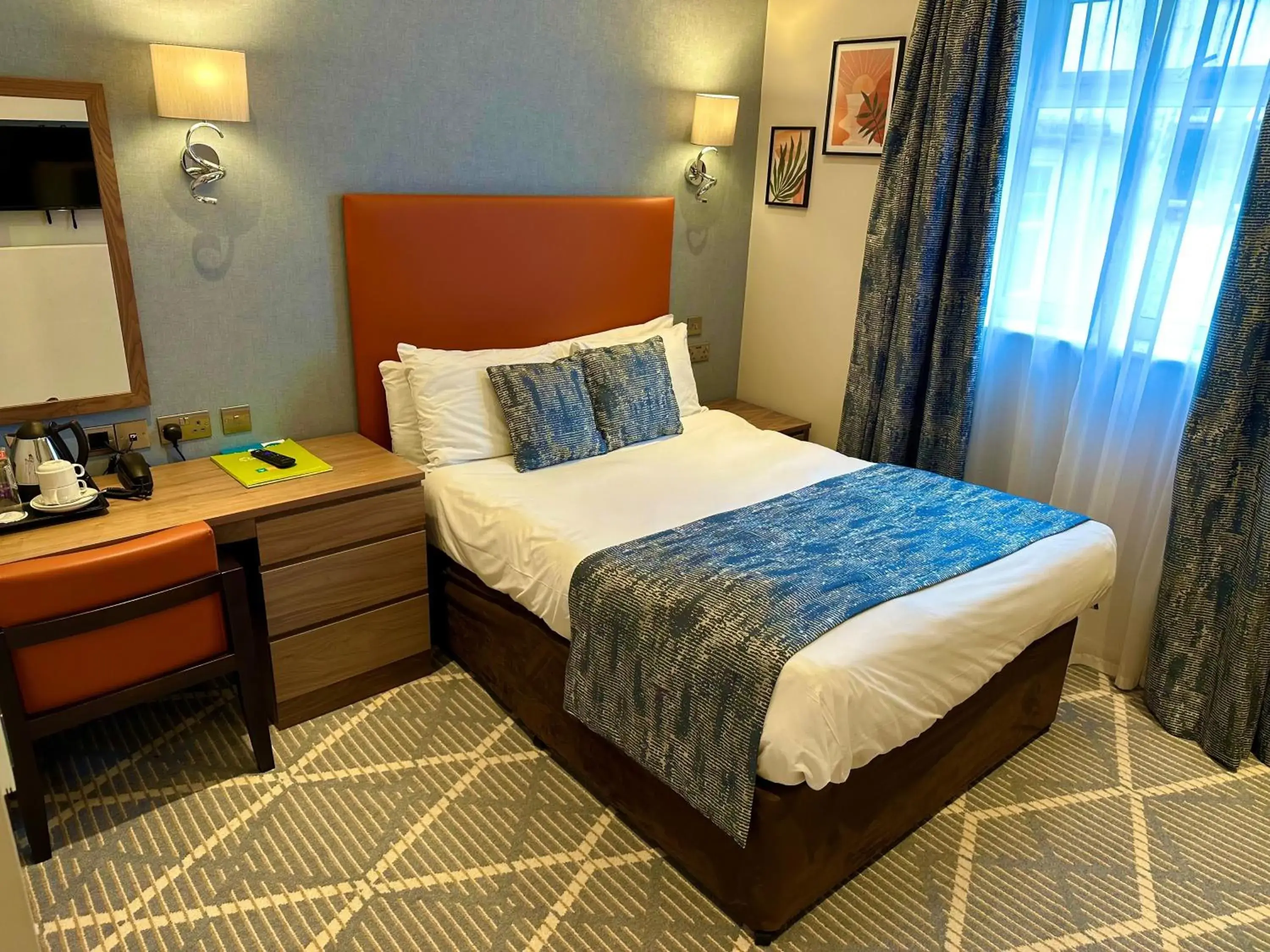 Two-Bedroom Suite - single occupancy in Prom Hotel Two-Bedroom Suite - single occupancy in Prom Hotel