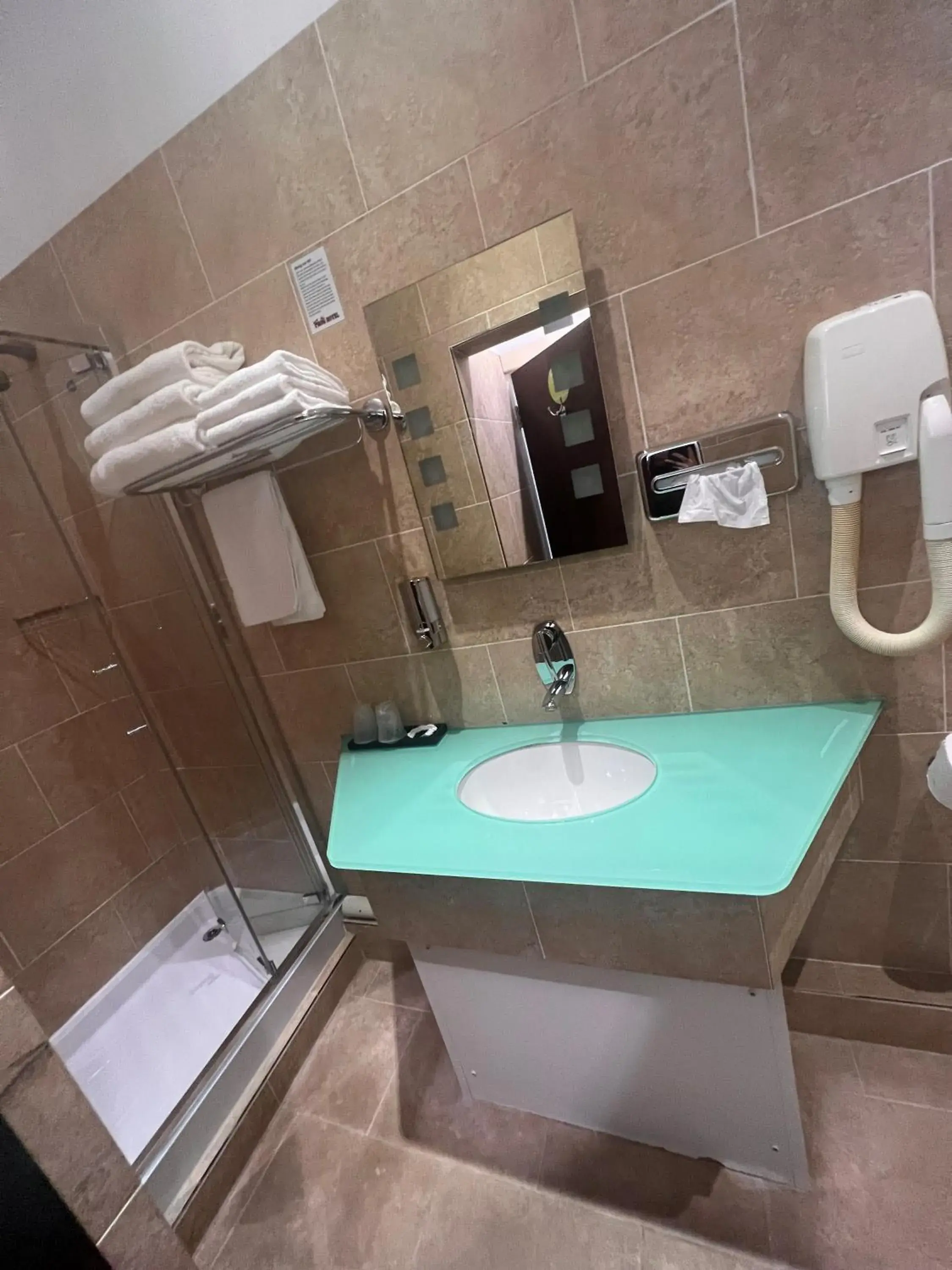 Deluxe Room with Sea View - single occupancy in Prom Hotel Deluxe Room with Sea View - single occupancy in Prom Hotel