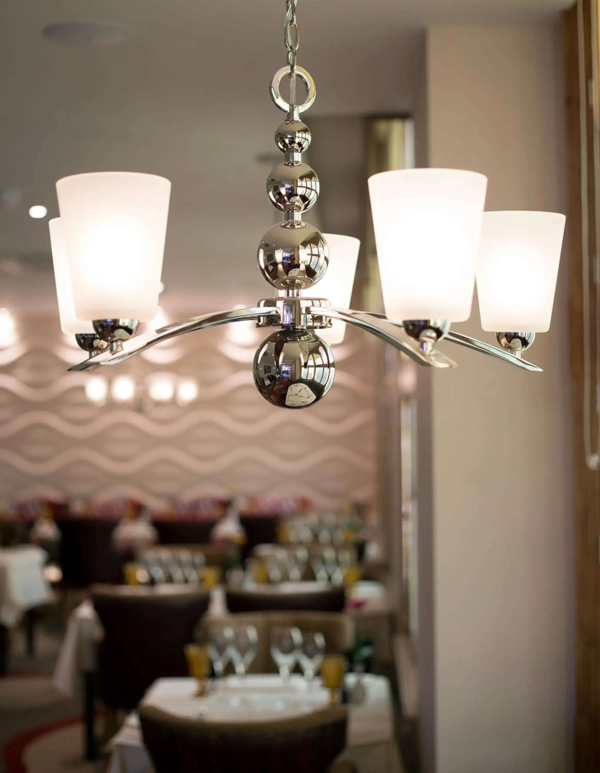 Restaurant/places to eat in Prom Hotel Restaurant/places to eat in Prom Hotel